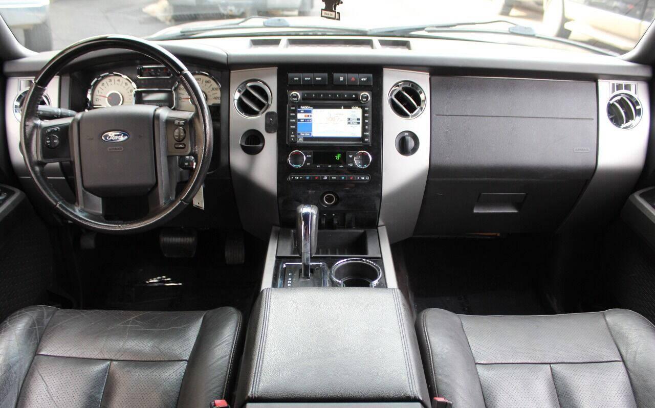 2014 Charcoal Ford Expedition EL Limited 2WD (1FMJK1K58EE) with an 5.4L V8 SOHC 16V FFV engine, 6-Speed Automatic transmission, located at 4301 NW 39th , Oklahoma City, OK, 73112, (405) 949-5600, 35.512135, -97.598671 - NO DRIVERS LICENCE NO - FULL COVERAGE INSURANCE - NO CREDIT CHECK. COME ON OVER TO SUPERSPORTS AND TAKE A LOOK AND TEST DRIVE. PLEASE GIVE US A CALL AT (405) 949-5600. NO LICENCIA DE MANEJAR - NO SEGURO DE COBERTURA TOTAL- NO VERIFICACION DE CREDITO. POR FAVOR VENGAN A SUPERSPORTS, ECHE - Photo#19