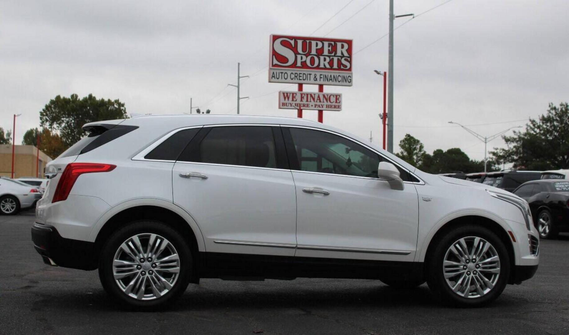 2019 White Cadillac XT5 Premium Luxury (1GYKNERS6KZ) with an 3.6L V6 DOHC 24V engine, 8A transmission, located at 4301 NW 39th , Oklahoma City, OK, 73112, (405) 949-5600, 35.512135, -97.598671 - NO DRIVERS LICENCE NO - FULL COVERAGE INSURANCE - NO CREDIT CHECK. COME ON OVER TO SUPERSPORTS AND TAKE A LOOK AND TEST DRIVE. PLEASE GIVE US A CALL AT (405) 949-5600. NO LICENCIA DE MANEJAR - NO SEGURO DE COBERTURA TOTAL - NO VERIFICACION DE CREDITO. POR FAVOR VENGAN A SUPERSPORTS, ECH - Photo#3