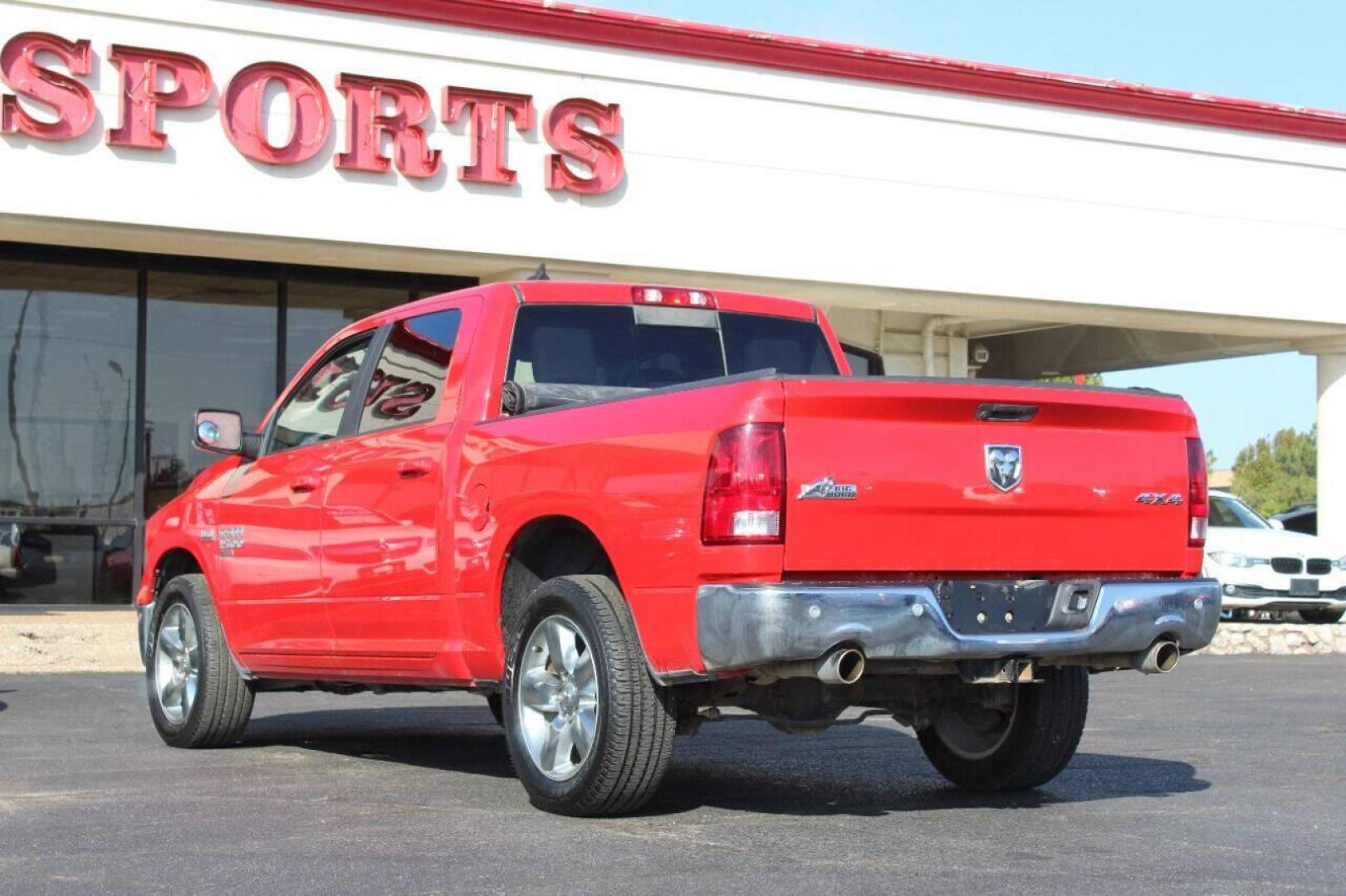 2019 Red RAM 1500 SLT Crew Cab SWB 4WD (1C6RR7LT6KS) with an 5.7L V8 OHV 16V engine, 8A transmission, located at 4301 NW 39th , Oklahoma City, OK, 73112, (405) 949-5600, 35.512135, -97.598671 - NO DRIVERS LICENCE NO-FULL COVERAGE INSURANCE-NO CREDIT CHECK. COME ON OVER TO SUPERSPORTS AND TAKE A LOOK AND TEST DRIVE. PLEASE GIVE US A CALL AT (405) 949-5600. NO LICENSIA DE MANEJAR- NO SEGURO DE COBERTURA TOTAL- NO VERIFICACCION DE CREDITO. POR FAVOR VENGAN A SUPERSPORTS, - Photo#5