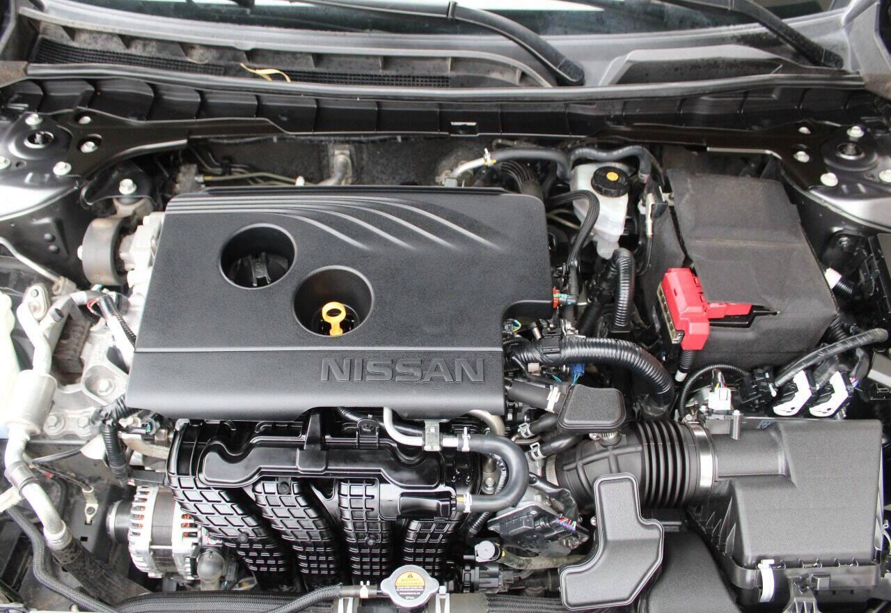 2020 Gray Nissan Altima 2.5 SR (1N4BL4CV3LN) with an 2.5L I4 2.5L I4 engine, CVT transmission, located at 4301 NW 39th , Oklahoma City, OK, 73112, (405) 949-5600, 35.512135, -97.598671 - Hablamos espanol. SPEND SMART --- BUY FROM SUPER SPORTS. ALL PRICES, DOWN PAYMENTS, PAYMENTS, AND FINANCE TERMS ARE NEGOTIABLE AT THE TIME OF APPROVAL. WE WILL WORK WITH YOU TO FIT YOUR BUDGET. WE WILL EVEN LOWER AND ADJUST THE NUMBERS TO HELP MAKE THE VEHICLE MORE AFFORDABLE FOR YOU.- Photo#8
