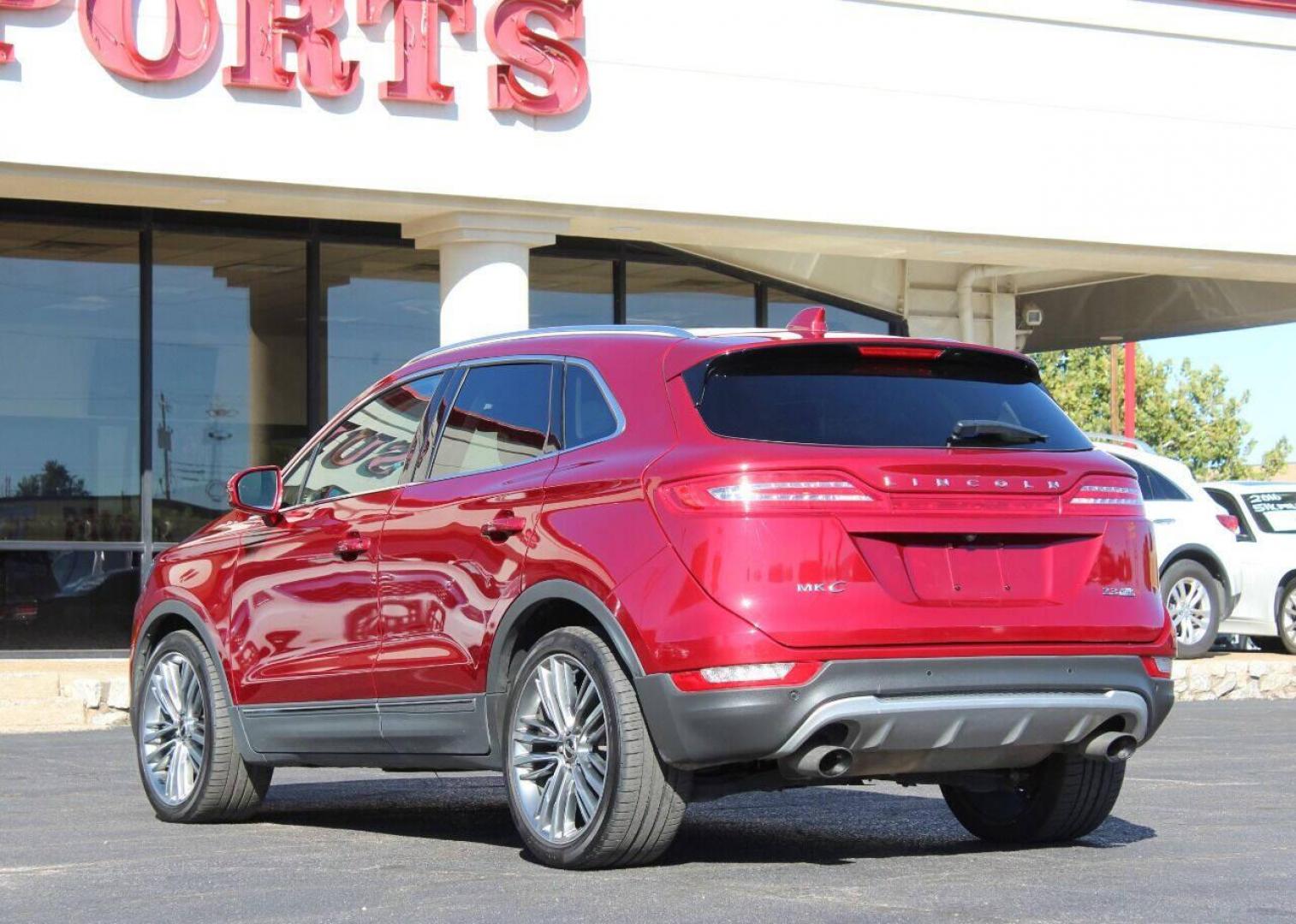 2016 Burgundy Lincoln MKC Reserve AWD (5LMTJ3DH0GU) with an 2.3L L4 DOHC 16V engine, 6A transmission, located at 4301 NW 39th , Oklahoma City, OK, 73112, (405) 949-5600, 35.512135, -97.598671 - NO DRIVERS LICENCE NO - FULL COVERAGE INSURANCE - NO CREDIT CHECK. COME ON OVER TO SUPERSPORTS AND TAKE A LOOK AND TEST DRIVE. PLEASE GIVE US A CALL AT (405) 949-5600. NO LICENCIA DE MANEJAR - NO SEGURO DE COBERTURA TOTAL - NO VERIFICACION DE CREDITO. POR FAVOR VENGAN A SUPERSPORTS, ECH - Photo#5