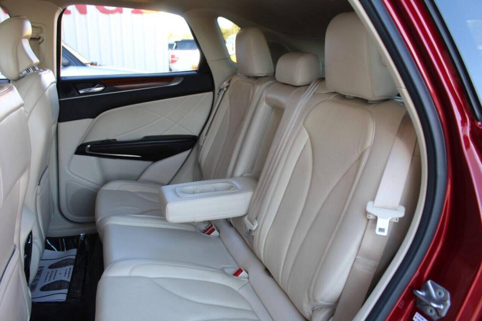 2016 Burgundy Lincoln MKC Reserve AWD (5LMTJ3DH0GU) with an 2.3L L4 DOHC 16V engine, 6A transmission, located at 4301 NW 39th , Oklahoma City, OK, 73112, (405) 949-5600, 35.512135, -97.598671 - NO DRIVERS LICENCE NO - FULL COVERAGE INSURANCE - NO CREDIT CHECK. COME ON OVER TO SUPERSPORTS AND TAKE A LOOK AND TEST DRIVE. PLEASE GIVE US A CALL AT (405) 949-5600. NO LICENCIA DE MANEJAR - NO SEGURO DE COBERTURA TOTAL - NO VERIFICACION DE CREDITO. POR FAVOR VENGAN A SUPERSPORTS, ECH - Photo#14