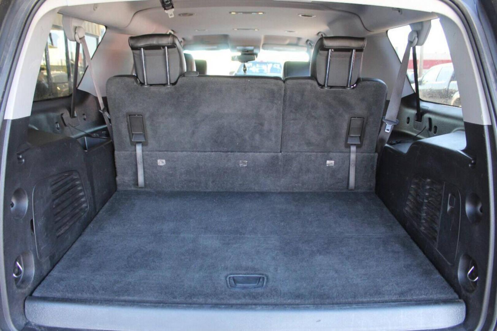 2015 Black Chevrolet Suburban LT 1500 2WD (1GNSCJKC8FR) with an 5.3L V8 5.3L V8 engine, Automatic 6-Speed transmission, located at 4301 NW 39th , Oklahoma City, OK, 73112, (405) 949-5600, 35.512135, -97.598671 - NO DRIVERS LICENCE - NO FULL COVERAGE INSURANCE - NO CREDIT CHECK. COME ON OVER TO SUPERSPORTS AND TAKE A LOOK AND TEST DRIVE. PLEASE GIVE US A CALL AT (405) 949-5600. NO LICENCIA DE MANEJAR - NO SEGURO DE COBERTURA TOTAL - NO VERIFICACION DE CREDITO. POR FAVOR VENGAN A SUPERSPORTS, E- Photo#13