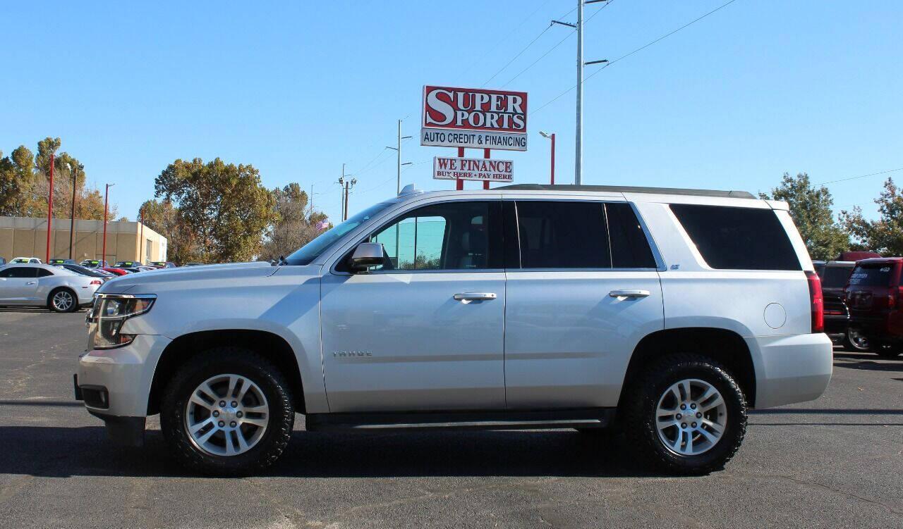 2018 Silver Chevrolet Tahoe LT 4WD (1GNSKBKC5JR) with an 5.3L V8 5.3L V8 engine, Automatic 6-Speed transmission, located at 4301 NW 39th , Oklahoma City, OK, 73112, (405) 949-5600, 35.512135, -97.598671 - NO DRIVERS LICENSE - NO FULL COVERAGE INSURANCE - NO CREDIT CHECK. COME ON OVER TO SUPERSPORTS AND TAKE A LOOK AND TEST DRIVE PLEASE GIVE US A CALL AT (405) 949-5600. NO LICENCIA DE MANEJAR - NO SEGURO DE COBERTURA TOTAL - NO VERIFICACION DE CREDITO. POR FAVOR VENGAN A SUPERSPORTS, ECHE - Photo#6