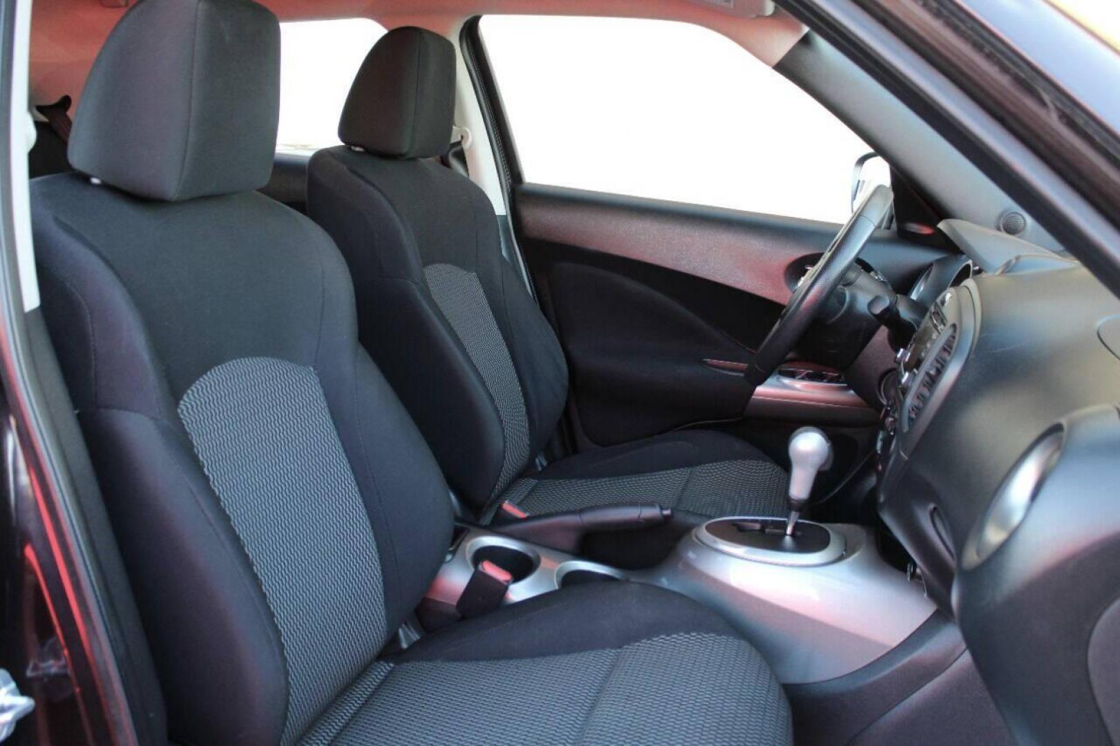 2017 Purple Nissan Juke S FWD (JN8AF5MR4HT) with an 1.6L L4 DOHC 16V TURBO engine, CVT transmission, located at 4301 NW 39th , Oklahoma City, OK, 73112, (405) 949-5600, 35.512135, -97.598671 - NO DRIVERS LICENCE - NO FULL COVERAGE INSURANCE - NO CREDIT CHECK. COME ON OVER TO SUPERSPORTS AND TAKE A LOOK AND TEST DRIVE. PLEASE GIVE US A CALL AT (405) 949-5600. NO LICENCIA DE MANEJAR - NO SEGURO DE COBERTURA TOTAL - NO VERIFICACION DE CREDITO. POR FAVOR VENGAN A SUPERSPORTS, ECH - Photo#9