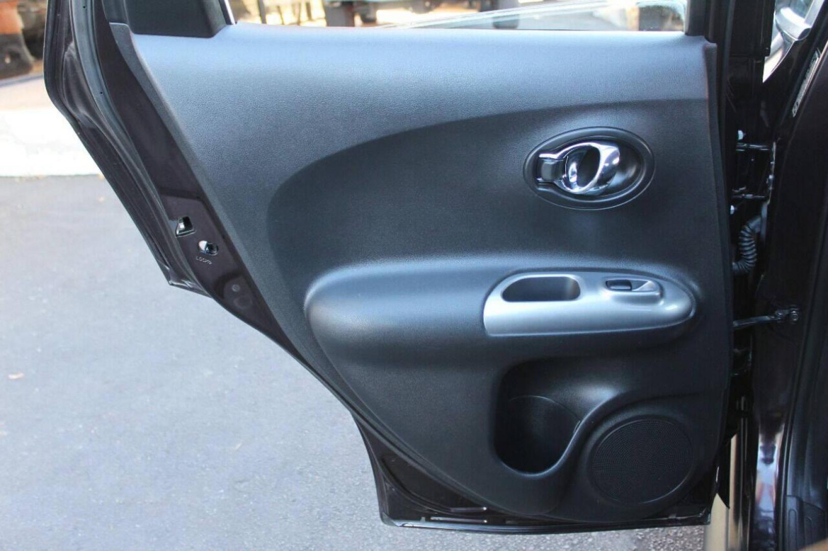2017 Purple Nissan Juke S FWD (JN8AF5MR4HT) with an 1.6L L4 DOHC 16V TURBO engine, CVT transmission, located at 4301 NW 39th , Oklahoma City, OK, 73112, (405) 949-5600, 35.512135, -97.598671 - NO DRIVERS LICENCE - NO FULL COVERAGE INSURANCE - NO CREDIT CHECK. COME ON OVER TO SUPERSPORTS AND TAKE A LOOK AND TEST DRIVE. PLEASE GIVE US A CALL AT (405) 949-5600. NO LICENCIA DE MANEJAR - NO SEGURO DE COBERTURA TOTAL - NO VERIFICACION DE CREDITO. POR FAVOR VENGAN A SUPERSPORTS, ECH - Photo#13