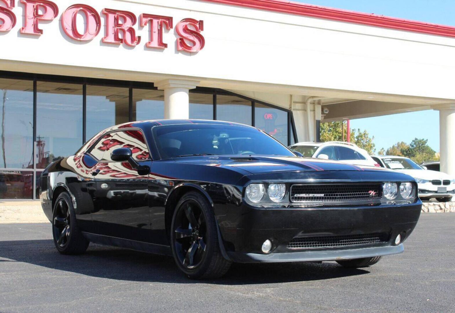 2013 Black Dodge Challenger R/T (2C3CDYBT2DH) with an 5.7L V8 OHV 16V engine, 4-Speed Automatic transmission, located at 4301 NW 39th , Oklahoma City, OK, 73112, (405) 949-5600, 35.512135, -97.598671 - Photo#2
