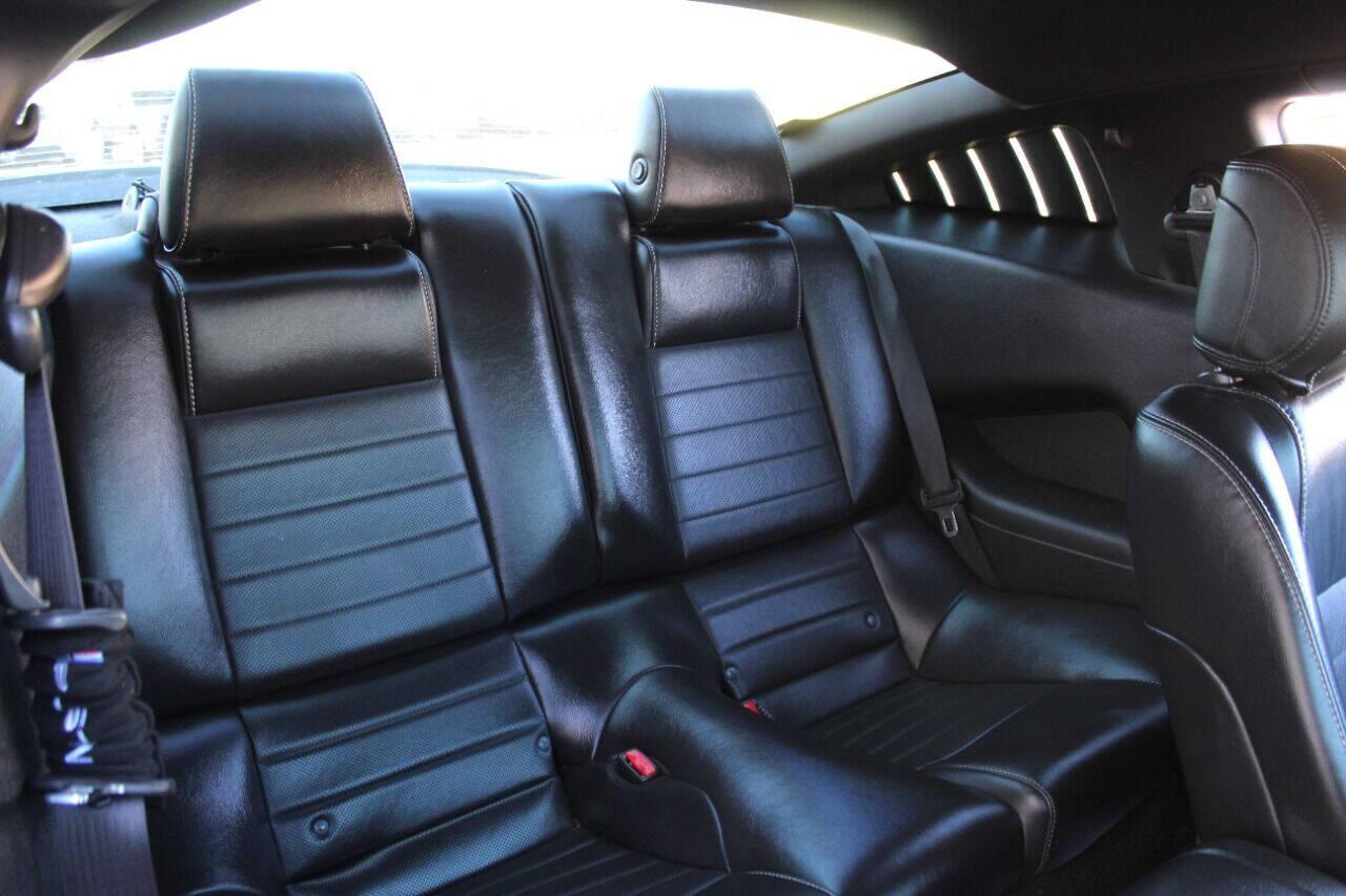 2014 Black Ford Mustang GT Coupe (1ZVBP8CF9E5) with an 5.0L V8 5.0L V8 engine, Automatic 6-Speed transmission, located at 4301 NW 39th , Oklahoma City, OK, 73112, (405) 949-5600, 35.512135, -97.598671 - NO DRIVERS LICENCE -NO FULL COVERAGE INSURANCE - NO CREDIT CHECK. COME ON OVER TO SUPERSPORTS, TAKE A LOOK AND TEST DRIVE. PLEASE GIVE US A CALL AT (405) 949-5600. NO LICENCIA DE CONDUCIR - NO SEGURO DE COBERTURA TOTAL - NO VERIFICACION DE CREDITO. VISITENOS EN SUPERSPORTS, MIRE NUESTRO N - Photo#10