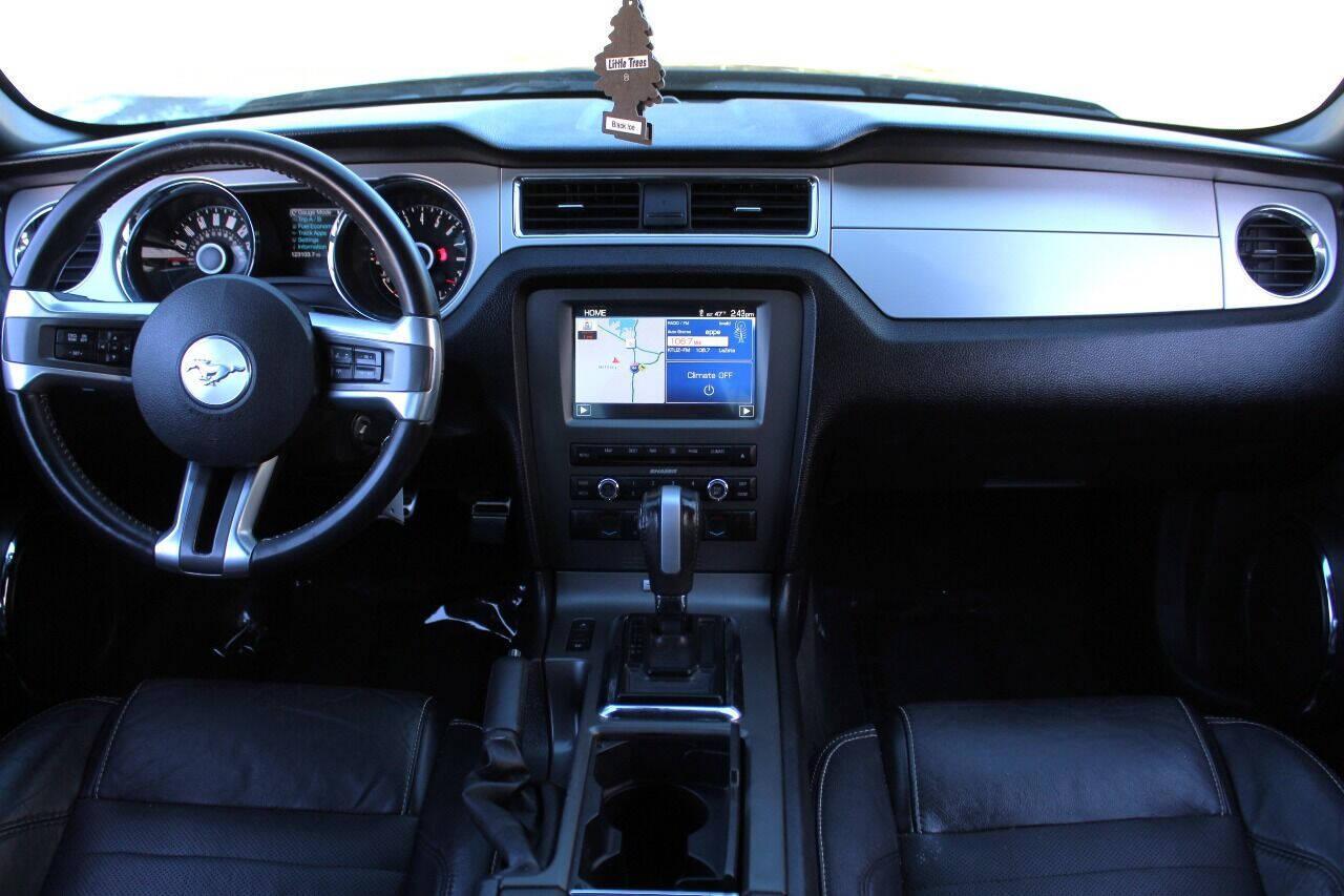 2014 Black Ford Mustang GT Coupe (1ZVBP8CF9E5) with an 5.0L V8 5.0L V8 engine, Automatic 6-Speed transmission, located at 4301 NW 39th , Oklahoma City, OK, 73112, (405) 949-5600, 35.512135, -97.598671 - NO DRIVERS LICENCE -NO FULL COVERAGE INSURANCE - NO CREDIT CHECK. COME ON OVER TO SUPERSPORTS, TAKE A LOOK AND TEST DRIVE. PLEASE GIVE US A CALL AT (405) 949-5600. NO LICENCIA DE CONDUCIR - NO SEGURO DE COBERTURA TOTAL - NO VERIFICACION DE CREDITO. VISITENOS EN SUPERSPORTS, MIRE NUESTRO N - Photo#14