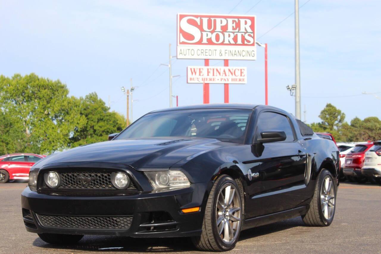 2014 Black Ford Mustang GT Coupe (1ZVBP8CF9E5) with an 5.0L V8 5.0L V8 engine, Automatic 6-Speed transmission, located at 4301 NW 39th , Oklahoma City, OK, 73112, (405) 949-5600, 35.512135, -97.598671 - NO DRIVERS LICENCE -NO FULL COVERAGE INSURANCE - NO CREDIT CHECK. COME ON OVER TO SUPERSPORTS, TAKE A LOOK AND TEST DRIVE. PLEASE GIVE US A CALL AT (405) 949-5600. NO LICENCIA DE CONDUCIR - NO SEGURO DE COBERTURA TOTAL - NO VERIFICACION DE CREDITO. VISITENOS EN SUPERSPORTS, MIRE NUESTRO N - Photo#6