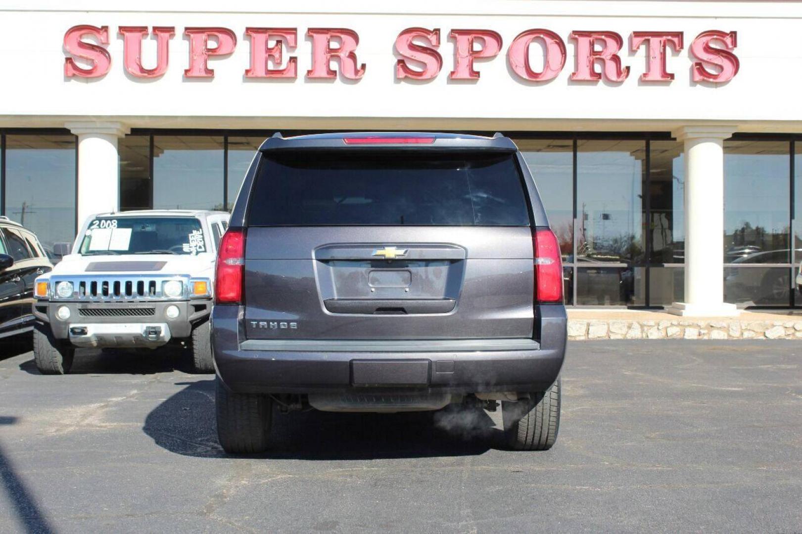 2015 Charcoal Chevrolet Tahoe LT 2WD (1GNSCBKC6FR) with an 5.3L V8 OHV 16V engine, 6-Speed Automatic transmission, located at 4301 NW 39th , Oklahoma City, OK, 73112, (405) 949-5600, 35.512135, -97.598671 - Photo#4
