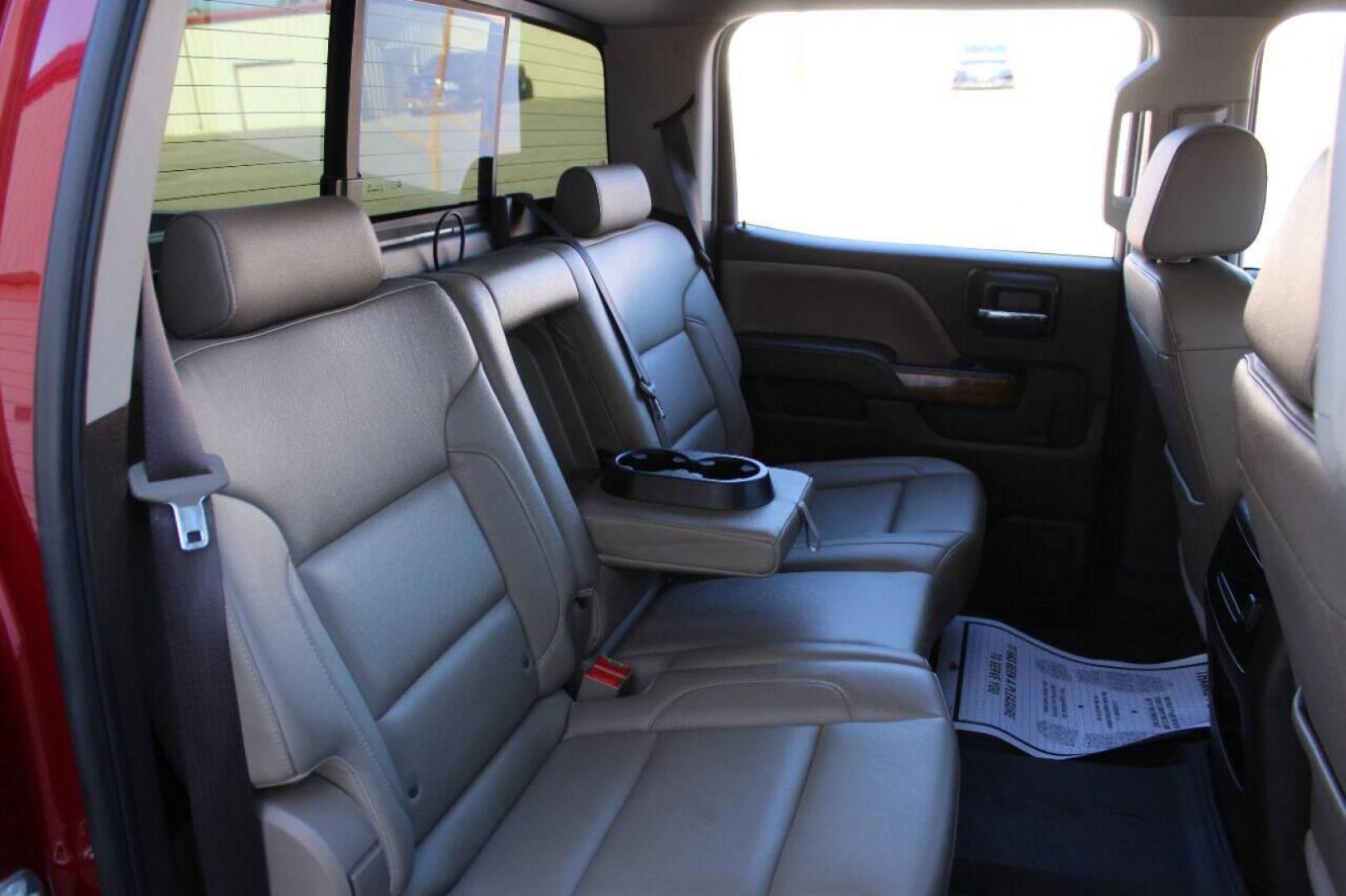 2018 Red GMC Sierra 1500 SLT Crew Cab Short Box 2WD (3GTP1NEC2JG) with an 5.3L V8 OHV 16V engine, 6A transmission, located at 4301 NW 39th , Oklahoma City, OK, 73112, (405) 949-5600, 35.512135, -97.598671 - NO DRIVERS LICENCE - NO FULL COVERAGE INSURANCE - NO CREDIT CHECK. COME ON OVER TO SUPERSPORTS AND TAKE A LOOK AND TEST DRIVE. PLEASE GIVE US A CALL AT (405) 949-5600. NO LICENCIA DE MANEJAR - NO SEGURO DE COBERTURA TOTAL - NO VERIFICACION DE CREDITO. POR FAVOR VENGAN A SUPERSPORTS, ECH - Photo#11
