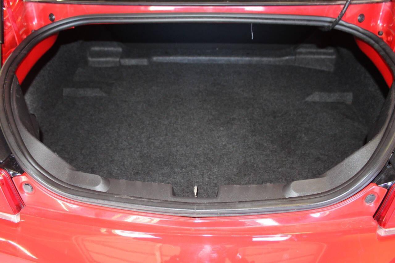 2014 Red Chevrolet Camaro 2LS Coupe (2G1FA1E38E9) with an 3.6L V6 DOHC 24V FFV engine, 6-Speed Automatic transmission, located at 4301 NW 39th , Oklahoma City, OK, 73112, (405) 949-5600, 35.512135, -97.598671 - NO DRIVERS LICENCE -NO FULL COVERAGE INSURANCE - NO CREDIT CHECK. COME ON OVER TO SUPERSPORTS, TAKE A LOOK AND TEST DRIVE. PLEASE GIVE US A CALL AT (405) 949-5600. NO LICENCIA DE CONDUCIR - NO SEGURO DE COBERTURA TOTAL - NO VERIFICACION DE CREDITO. VISITENOS EN SUPERSPORTS, MIRE NUESTRO - Photo#10