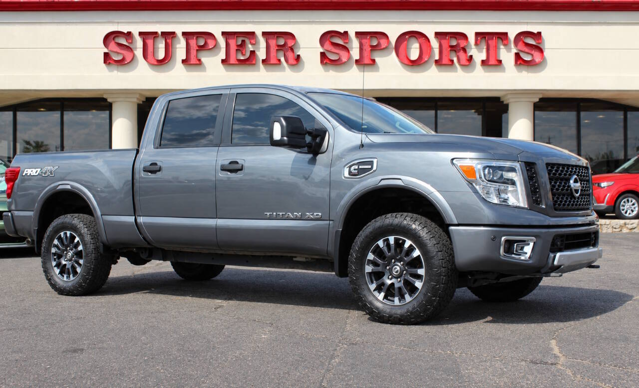 photo of 2017 Nissan Titan XD PRO 4X 4x4 4dr Crew Cab (Diesel)