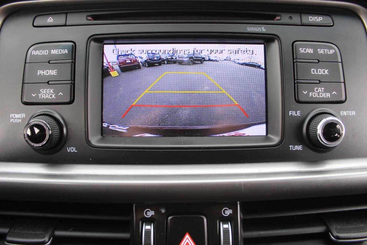 2017 Burgundy Kia Optima LX (5XXGT4L39HG) with an 2.4L L4 DOHC 16V engine, 6A transmission, located at 4301 NW 39th , Oklahoma City, OK, 73112, (405) 949-5600, 35.512135, -97.598671 - NO DRIVERS LICENCE NO-FULL COVERAGE INSURANCE-NO CREDIT CHECK. COME ON OVER TO SUPERSPORTS AND TAKE A LOOK AND TEST DRIVE. PLEASE GIVE US A CALL AT (405) 949-5600. NO LICENSIA DE MANEJAR- NO SEGURO DE COBERTURA TOTAL- NO VERIFICACCION DE CREDITO. POR FAVOR VENGAN A SUPERSPORTS, ECHE UN - Photo#18