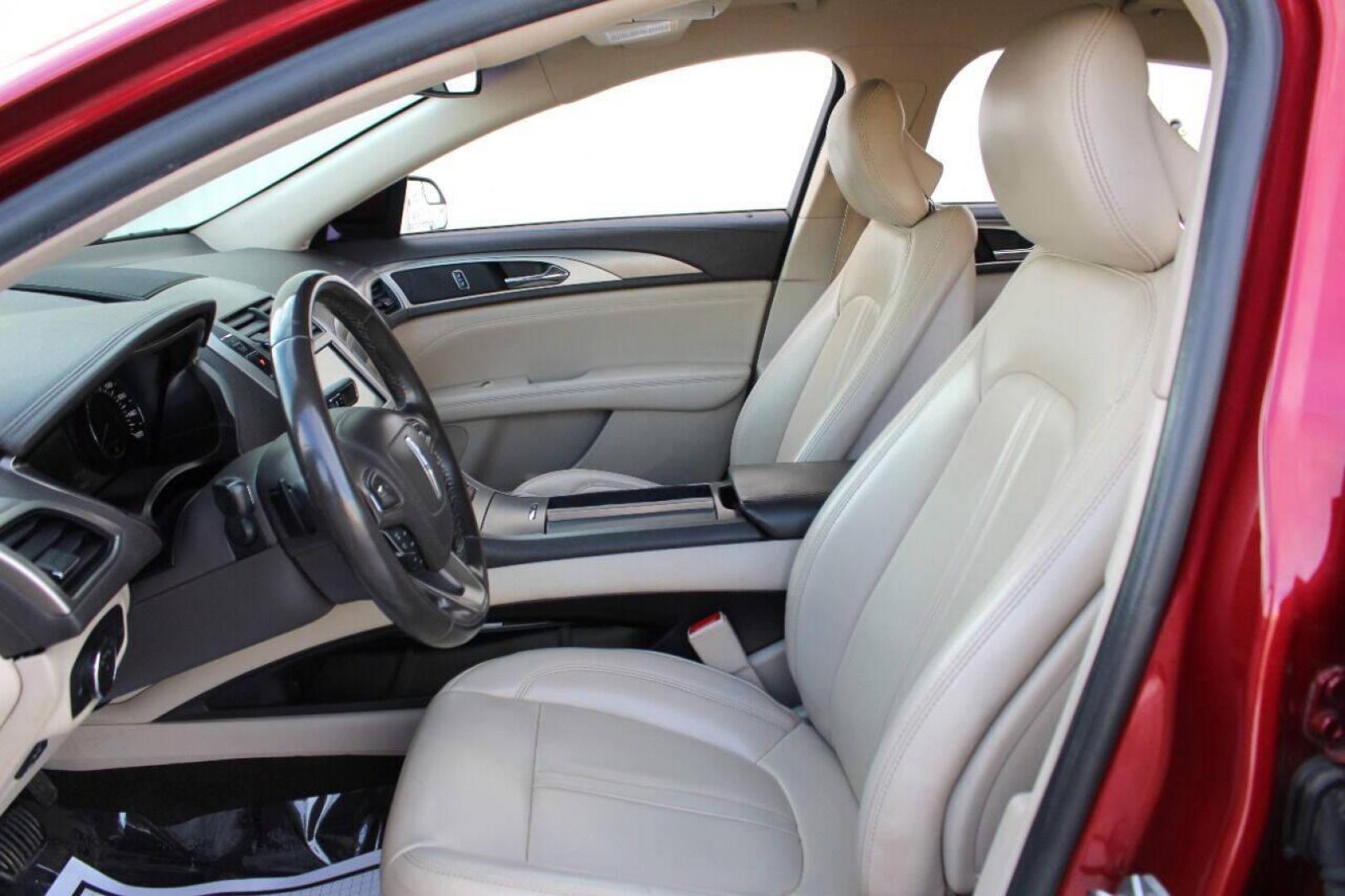 2017 Red Lincoln MKZ Premier FWD (3LN6L5A98HR) with an 2.0L L4 DOHC 16V engine, 6A transmission, located at 4301 NW 39th , Oklahoma City, OK, 73112, (405) 949-5600, 35.512135, -97.598671 - Photo#16