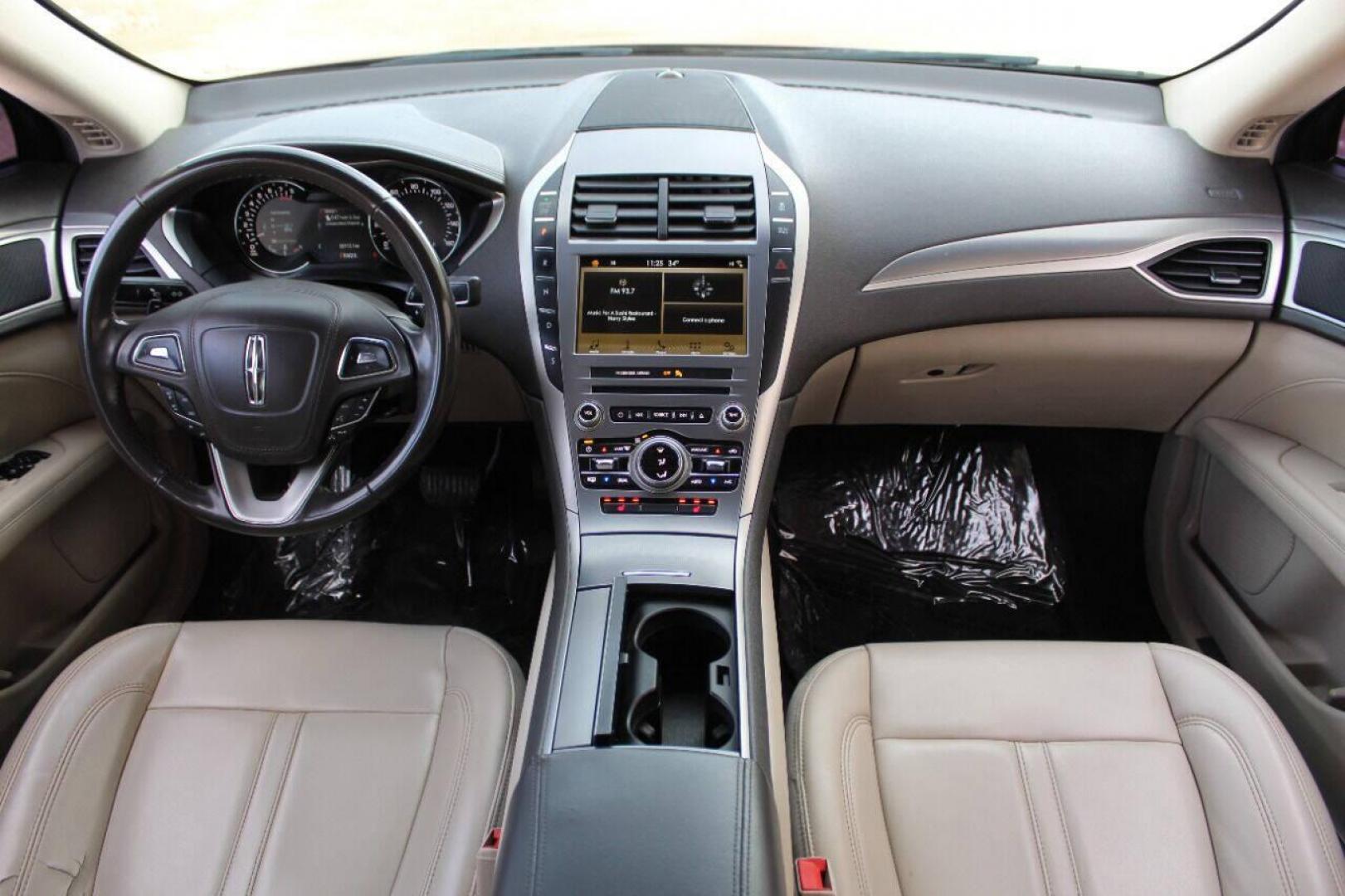 2017 Red Lincoln MKZ Premier FWD (3LN6L5A98HR) with an 2.0L L4 DOHC 16V engine, 6A transmission, located at 4301 NW 39th , Oklahoma City, OK, 73112, (405) 949-5600, 35.512135, -97.598671 - Photo#17
