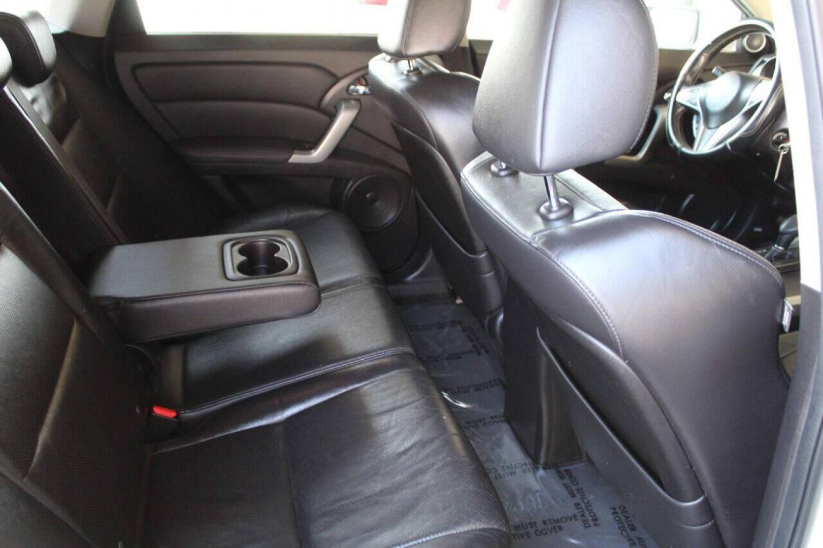 2010 White Acura RDX 5-Spd AT with Technology Package (5J8TB1H5XAA) with an 2.3L L4 DOHC 16V engine, 5-Speed Automatic transmission, located at 4301 NW 39th , Oklahoma City, OK, 73112, (405) 949-5600, 35.512135, -97.598671 - NO DRIVERS LICENSE - NO FULL COVERAGE INSURANCE - NO CREDIT CHECK. COME ON OVER TO SUPERSPORTS AND TAKE A LOOK AND TEST DRIVE. PLEASE GIVE US A CALL AT (405) 949-5600. NO LICENCIA DE MANEJAR - NO SEGURO DE COBERTURA TOTAL - NO VERIFICACION DE CREDITO. POR FAVOR VENGAN A SUPERSPORTS, ECH - Photo#10