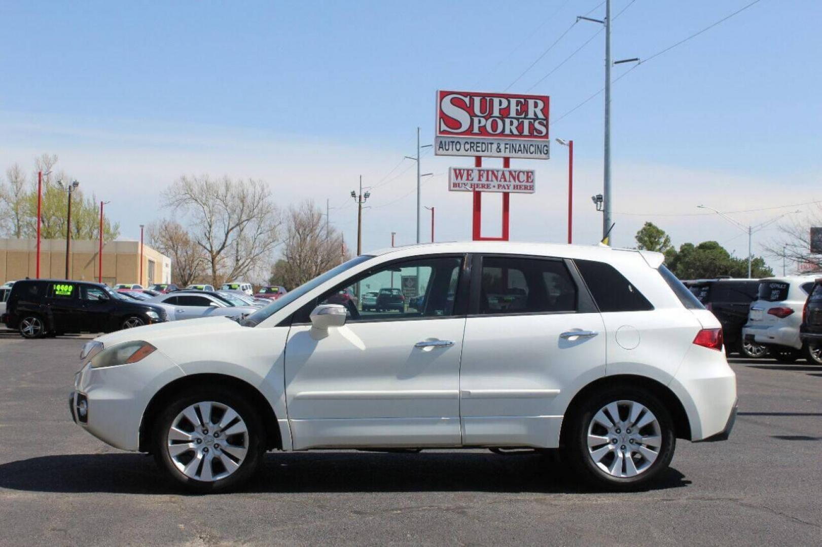 2010 White Acura RDX 5-Spd AT with Technology Package (5J8TB1H5XAA) with an 2.3L L4 DOHC 16V engine, 5-Speed Automatic transmission, located at 4301 NW 39th , Oklahoma City, OK, 73112, (405) 949-5600, 35.512135, -97.598671 - NO DRIVERS LICENSE - NO FULL COVERAGE INSURANCE - NO CREDIT CHECK. COME ON OVER TO SUPERSPORTS AND TAKE A LOOK AND TEST DRIVE. PLEASE GIVE US A CALL AT (405) 949-5600. NO LICENCIA DE MANEJAR - NO SEGURO DE COBERTURA TOTAL - NO VERIFICACION DE CREDITO. POR FAVOR VENGAN A SUPERSPORTS, ECH - Photo#6