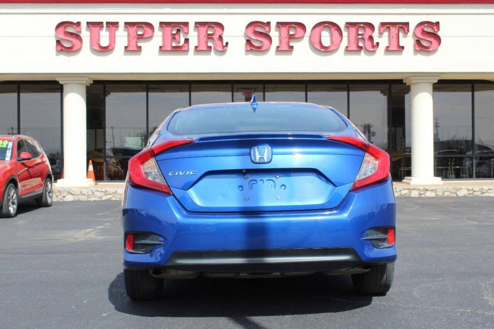 2016 Blue Honda Civic EX-T Sedan CVT (19XFC1F31GE) with an 1.5L L4 DOHC 16V TURBO engine, CVT transmission, located at 4301 NW 39th , Oklahoma City, OK, 73112, (405) 949-5600, 35.512135, -97.598671 - NO DRIVERS LICENSE - NO FULL COVERAGE INSURANCE - NO CREDIT CHECK. COME ON OVER TO SUPERSPORTS AND TAKE A LOOK AND TEST DRIVE PLEASE GIVE US A CALL AT (405) 949-5600. NO LICENCIA DE MANEJAR - NO SEGURO DE COBERTURA TOTAL- NO VERIFICACCION DE CREDITO. POR FAVOR VENGAN A SUPERSPORTS, ECHE - Photo#4