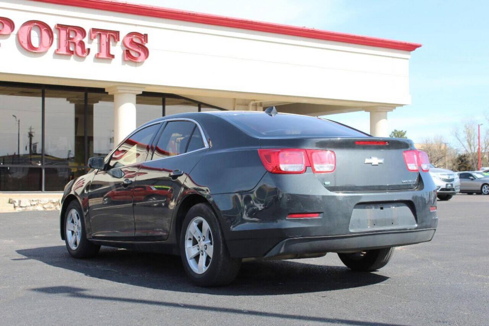 2014 Black Chevrolet Malibu LS (1G11B5SL8EF) with an 2.5L L4 DOHC 16V engine, 6-Speed Automatic transmission, located at 4301 NW 39th , Oklahoma City, OK, 73112, (405) 949-5600, 35.512135, -97.598671 - NO DRIVERS LICENSE - NO FULL COVERAGE INSURANCE - NO CREDIT CHECK. COME ON OVER TO SUPERSPORTS AND TAKE A LOOK AND TEST DRIVE. PLEASE GIVE US A CALL AT (405) 949-5600. NO LICENCIA DE MANEJAR - NO SEGURO DE COBERTURA TOTAL - NO VERIFICACION DE CREDITO. POR FAVOR VENGAN A SUPERSPORTS, ECH - Photo#5