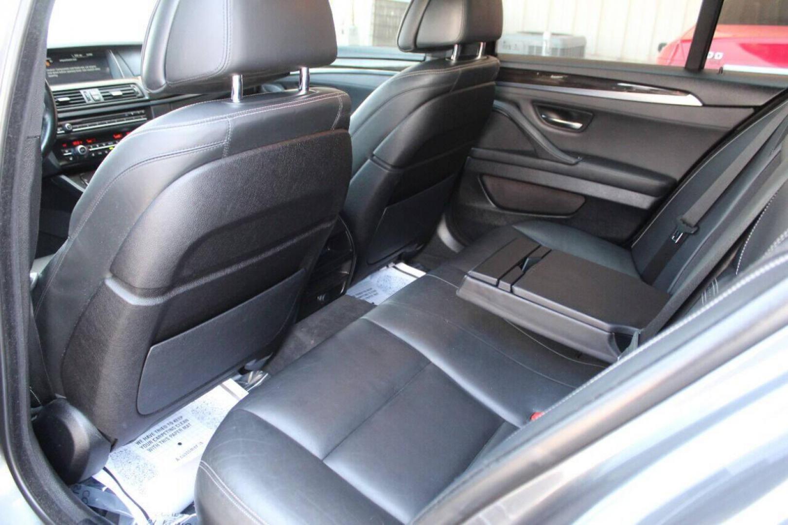 2015 Pewter BMW 5-Series 535i (WBA5B1C53FG) with an 3.0L L6 DOHC 24V engine, 8-Speed Automatic transmission, located at 4301 NW 39th , Oklahoma City, OK, 73112, (405) 949-5600, 35.512135, -97.598671 - NO DRIVERS LICENCE NO-FULL COVERAGE INSURANCE-NO CREDIT CHECK. COME ON OVER TO SUPERSPORTS AND TAKE A LOOK AND TEST DRIVE PLEASE GIVE US A CALL AT (405) 949-5600. NO LICENSIA DE MANEJAR- NO SEGURO DE COBERTURA TOTAL- NO VERIFICACCION DE CREDITO. POR FAVOR VENGAN A SUPERSPORTS, E - Photo#13