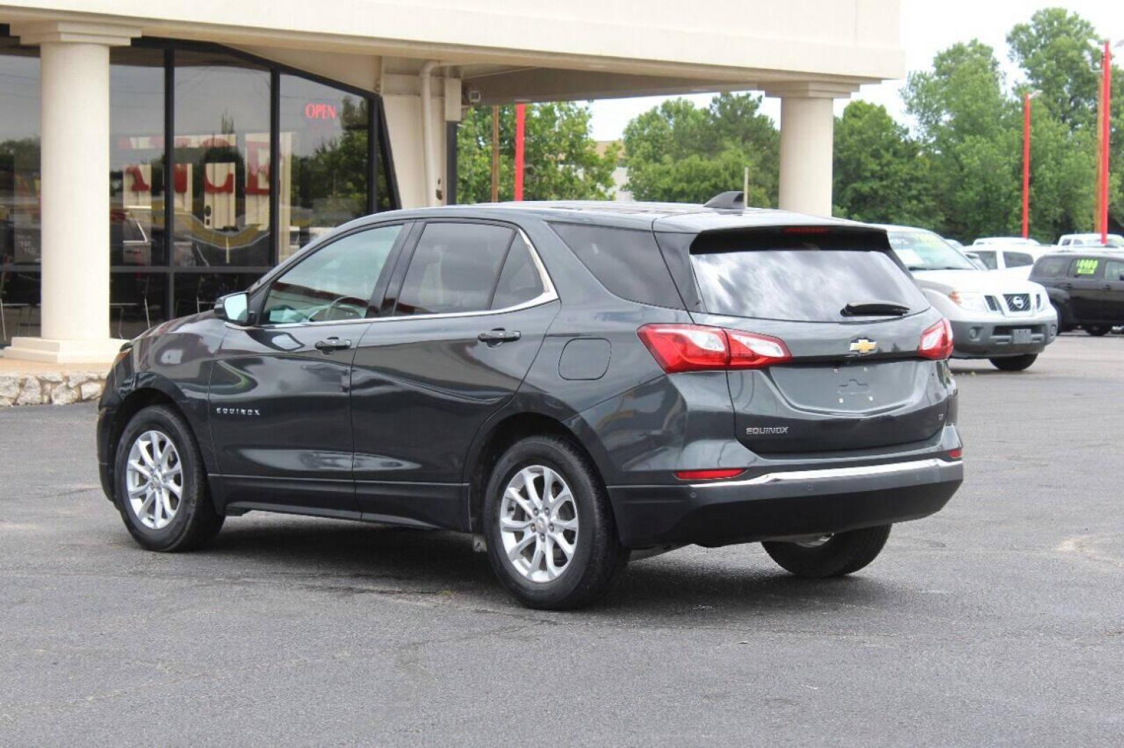 2018 Black Chevrolet Equinox LT 2WD (3GNAXJEV5JS) with an 1.5L L4 DIR DOHC 16V TURBO engine, 6A transmission, located at 4301 NW 39th , Oklahoma City, OK, 73112, (405) 949-5600, 35.512135, -97.598671 - Photo#5
