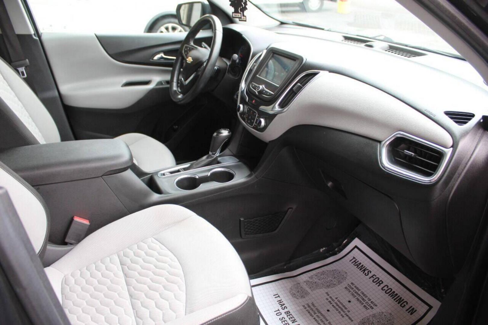 2018 Black Chevrolet Equinox LT 2WD (3GNAXJEV5JS) with an 1.5L L4 DIR DOHC 16V TURBO engine, 6A transmission, located at 4301 NW 39th , Oklahoma City, OK, 73112, (405) 949-5600, 35.512135, -97.598671 - Photo#8