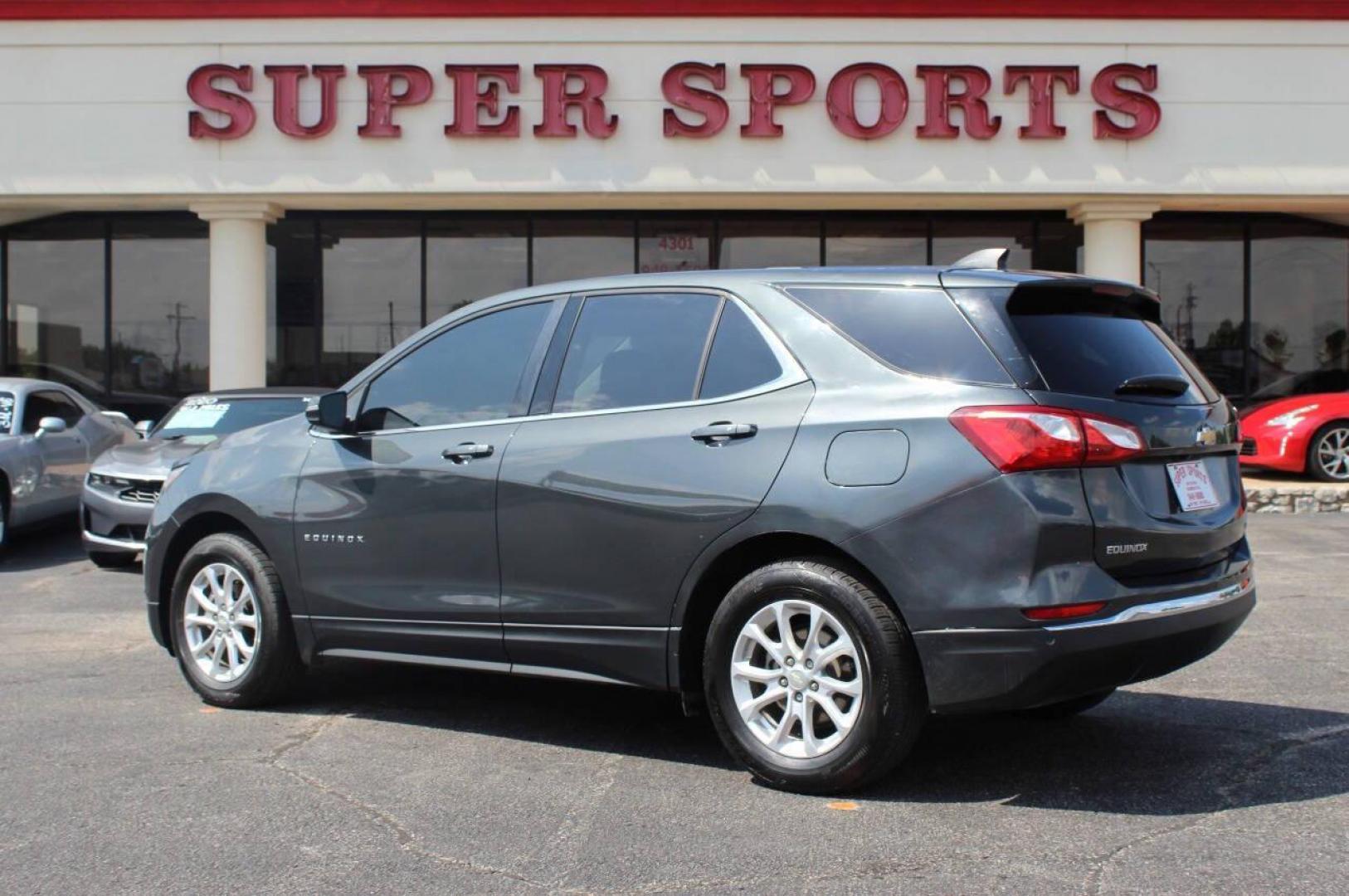 2018 Charcoal Chevrolet Equinox LT 2WD (3GNAXJEV5JS) with an 1.5L L4 DIR DOHC 16V TURBO engine, 6A transmission, located at 4301 NW 39th , Oklahoma City, OK, 73112, (405) 949-5600, 35.512135, -97.598671 - NO DRIVERS LICENCE -NO FULL COVERAGE INSURANCE - NO CREDIT CHECK. COME ON OVER TO SUPERSPORTS, TAKE A LOOK AND TEST DRIVE. PLEASE GIVE US A CALL AT (405) 949-5600. NO LICENCIA DE CONDUCIR - NO SEGURO DE COBERTURA TOTAL - NO VERIFICACION DE CREDITO. VISITENOS EN SUPERSPORTS, MIRE NUESTRO - Photo#5