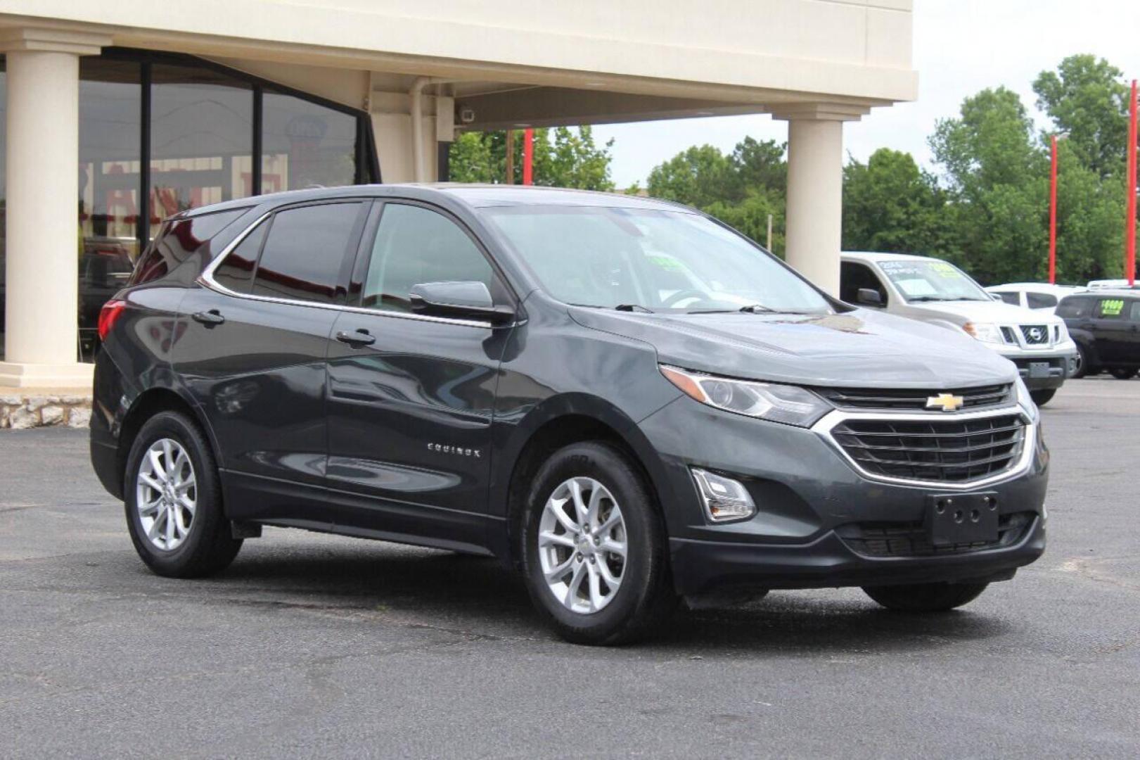 2018 Black Chevrolet Equinox LT 2WD (3GNAXJEV5JS) with an 1.5L L4 DIR DOHC 16V TURBO engine, 6A transmission, located at 4301 NW 39th , Oklahoma City, OK, 73112, (405) 949-5600, 35.512135, -97.598671 - Photo#2