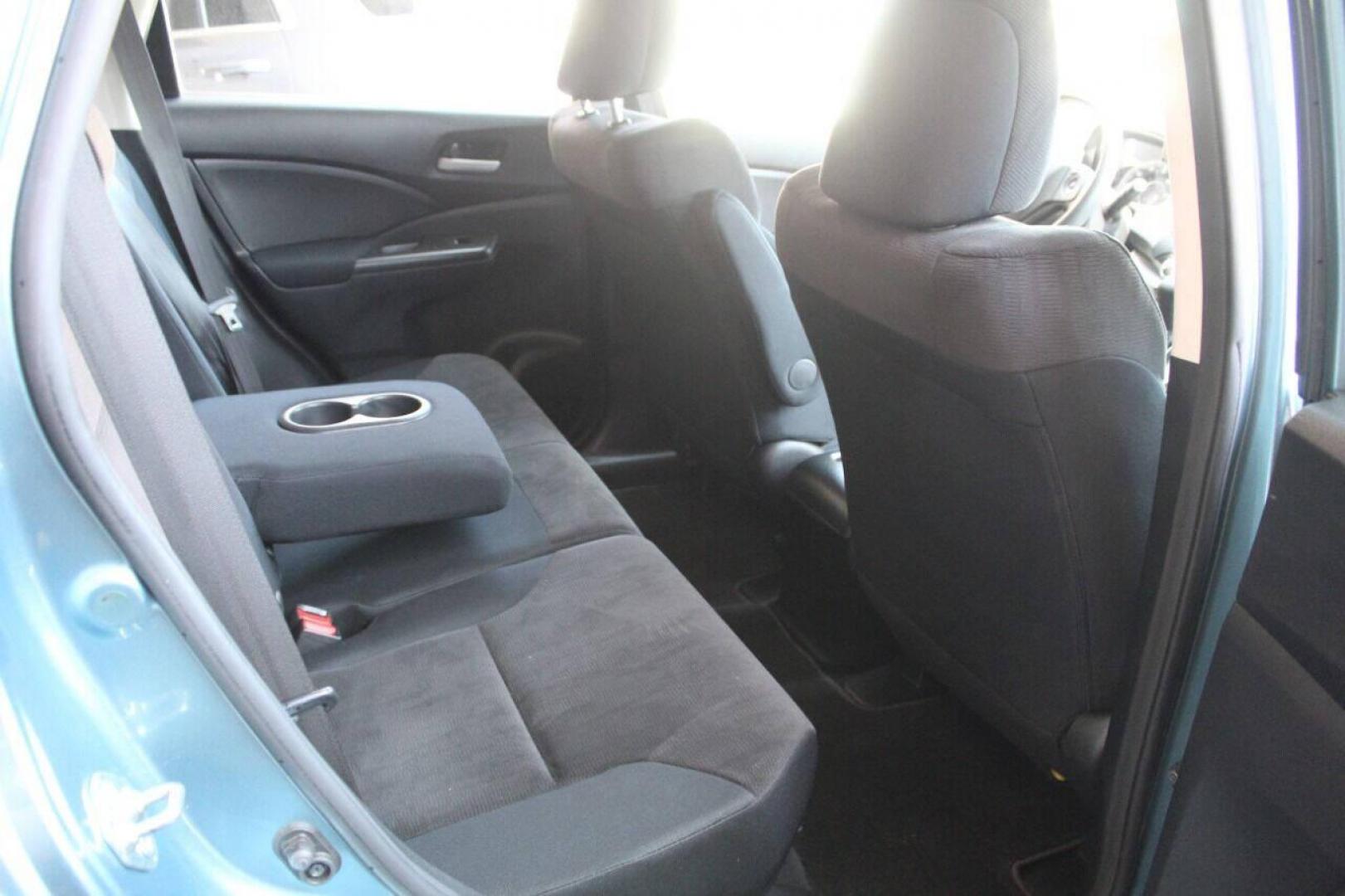 2014 Teal Honda CR-V LX 2WD 5-Speed AT (2HKRM3H33EH) with an 2.4L L4 DOHC 16V engine, 5-Speed Automatic transmission, located at 4301 NW 39th , Oklahoma City, OK, 73112, (405) 949-5600, 35.512135, -97.598671 - NO DRIVERS LICENCE NO-FULL COVERAGE INSURANCE-NO CREDIT CHECK. COME ON OVER TO SUPERSPORTS AND TAKE A LOOK AND TEST DRIVE. PLEASE GIVE US A CALL AT (405) 949-5600. NO LICENSIA DE MANEJAR- NO SEGURO DE COBERTURA TOTAL- NO VERIFICACCION DE CREDITO. POR FAVOR VENGAN A SUPERSPORTS, ECHE UN - Photo#11