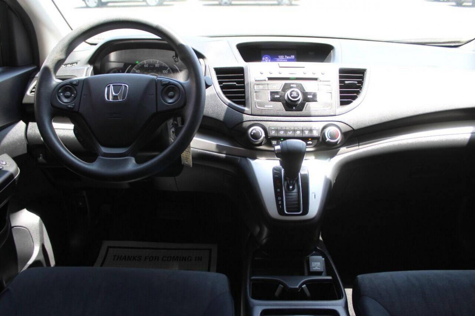2014 Teal Honda CR-V LX 2WD 5-Speed AT (2HKRM3H33EH) with an 2.4L L4 DOHC 16V engine, 5-Speed Automatic transmission, located at 4301 NW 39th , Oklahoma City, OK, 73112, (405) 949-5600, 35.512135, -97.598671 - NO DRIVERS LICENCE NO-FULL COVERAGE INSURANCE-NO CREDIT CHECK. COME ON OVER TO SUPERSPORTS AND TAKE A LOOK AND TEST DRIVE. PLEASE GIVE US A CALL AT (405) 949-5600. NO LICENSIA DE MANEJAR- NO SEGURO DE COBERTURA TOTAL- NO VERIFICACCION DE CREDITO. POR FAVOR VENGAN A SUPERSPORTS, ECHE UN - Photo#18