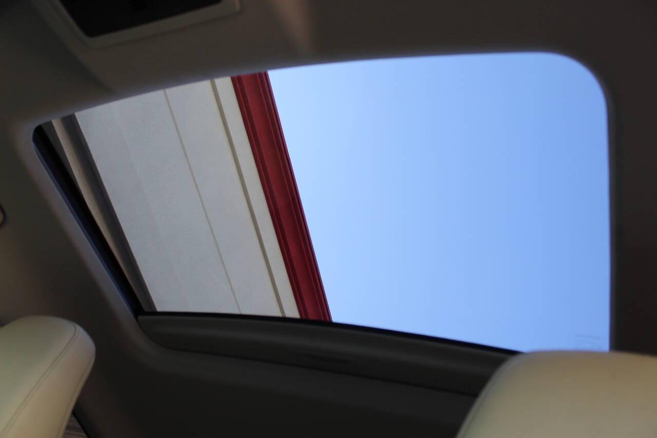 2017 White Lexus NX 200t FWD (JTJYARBZ5H2) with an 2.0L L4 DOHC 16V engine, 6A transmission, located at 4301 NW 39th , Oklahoma City, OK, 73112, (405) 949-5600, 35.512135, -97.598671 - NO DRIVERS LICENCE -NO FULL COVERAGE INSURANCE - NO CREDIT CHECK. COME ON OVER TO SUPERSPORTS, TAKE A LOOK AND TEST DRIVE. PLEASE GIVE US A CALL AT (405) 949-5600. NO LICENCIA DE CONDUCIR - NO SEGURO DE COBERTURA TOTAL - NO VERIFICACION DE CREDITO. VISITENOS EN SUPERSPORTS, MIRE NUESTRO - Photo#23