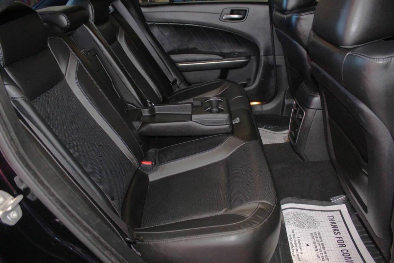 2022 Black Dodge Charger SXT (2C3CDXBG6NH) with an 3.6L V6 DOHC 24V engine, 8A transmission, located at 4301 NW 39th , Oklahoma City, OK, 73112, (405) 949-5600, 35.512135, -97.598671 - NO DRIVERS LICENCE NO-FULL COVERAGE INSURANCE-NO CREDIT CHECK. COME ON OVER TO SUPERSPORTS AND TAKE A LOOK AND TEST DRIVE. PLEASE GIVE US A CALL AT (405) 949-5600. NO LICENSIA DE MANEJAR- NO SEGURO DE COBERTURA TOTAL- NO VERIFICACCION DE CREDITO. POR FAVOR VENGAN A SUPERSPORTS, ECHE UN - Photo#11