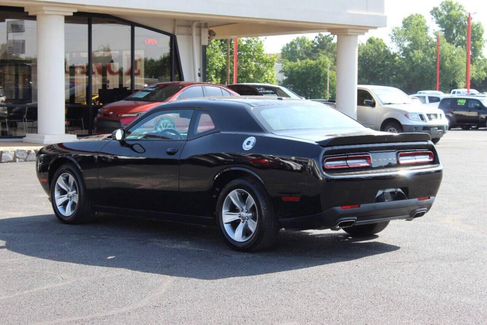 2020 Black Dodge Challenger SXT (2C3CDZAGXLH) with an 3.6L V6 DOHC 24V engine, 8A transmission, located at 4301 NW 39th , Oklahoma City, OK, 73112, (405) 949-5600, 35.512135, -97.598671 - Photo#4