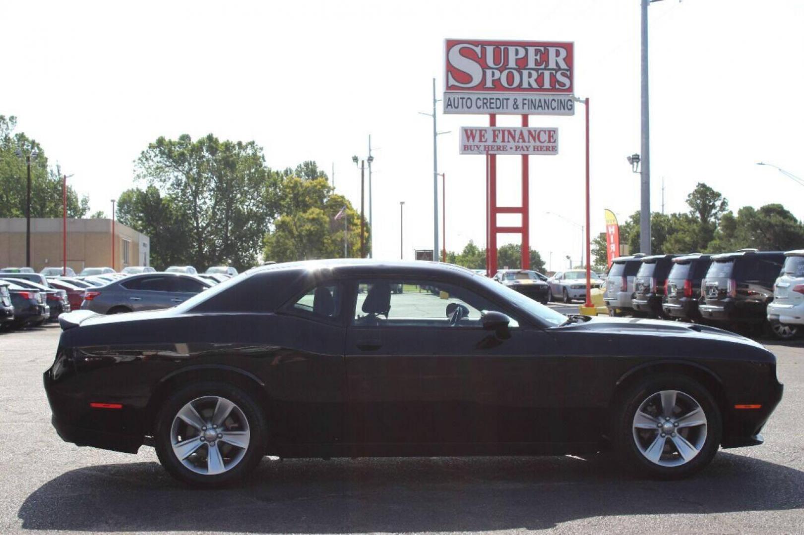 2020 Black Dodge Challenger SXT (2C3CDZAGXLH) with an 3.6L V6 DOHC 24V engine, 8A transmission, located at 4301 NW 39th , Oklahoma City, OK, 73112, (405) 949-5600, 35.512135, -97.598671 - Photo#2