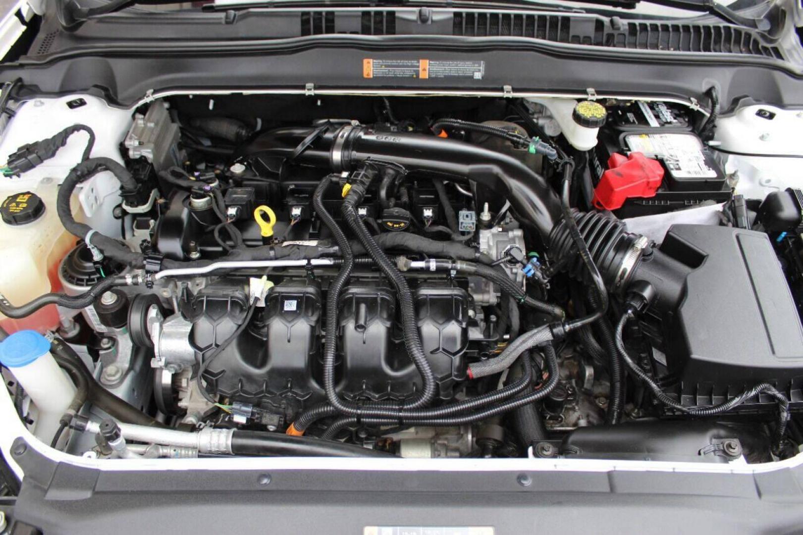 2020 White Ford Fusion Titanium (3FA6P0K93LR) with an 2.0L L4 DOHC 16V engine, 6A transmission, located at 4301 NW 39th , Oklahoma City, OK, 73112, (405) 949-5600, 35.512135, -97.598671 - Photo#7
