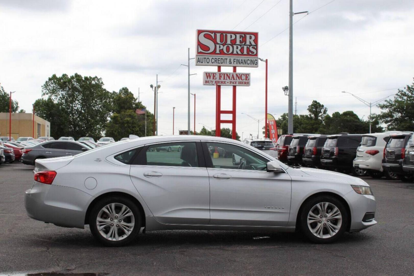 2014 Silver Chevrolet Impala 2LT (2G1125S33E9) with an 3.6L V6 DOHC 16V FFV engine, 6-Speed Automatic transmission, located at 4301 NW 39th , Oklahoma City, OK, 73112, (405) 949-5600, 35.512135, -97.598671 - Photo#3