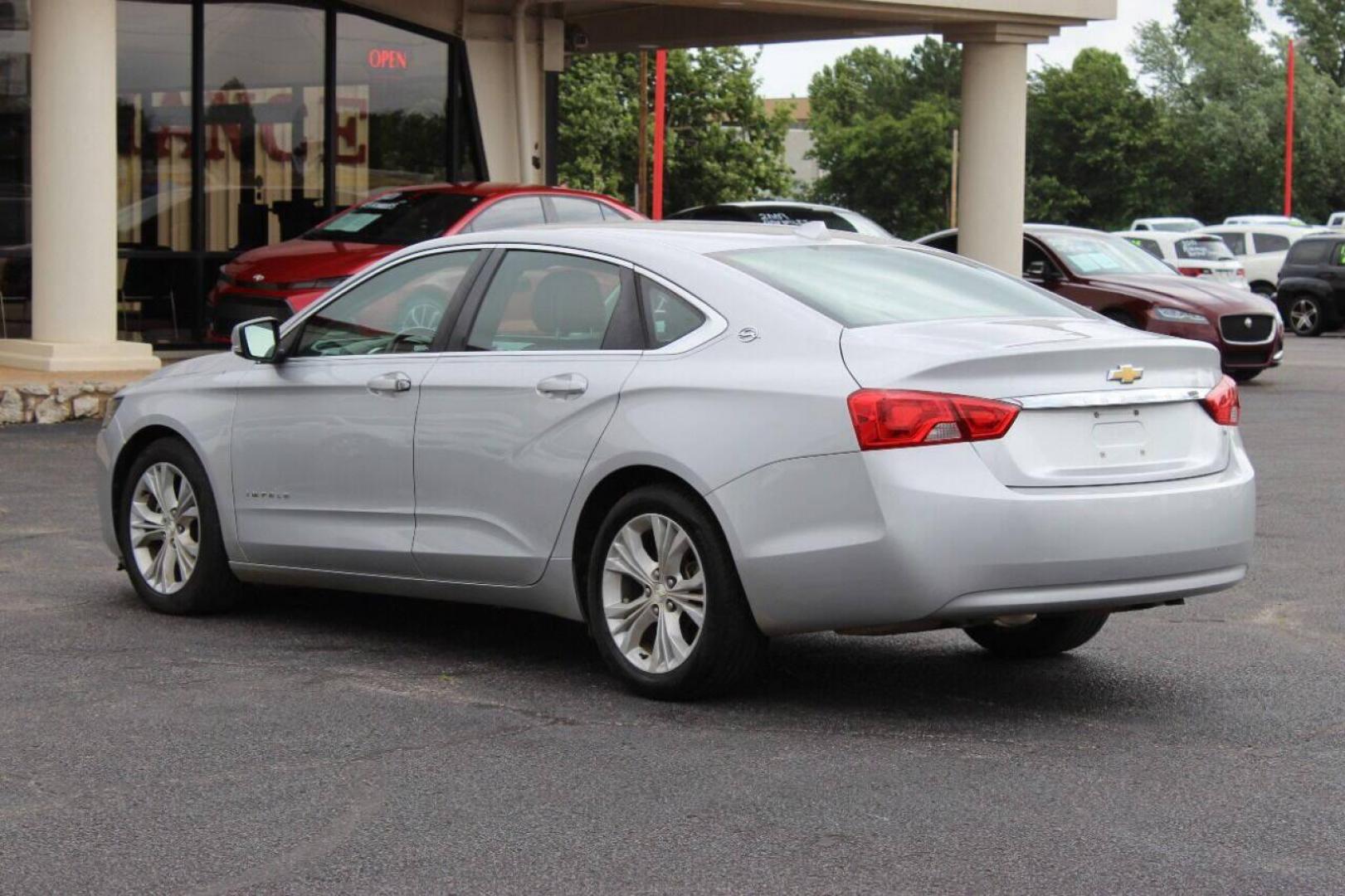 2014 Silver Chevrolet Impala 2LT (2G1125S33E9) with an 3.6L V6 DOHC 16V FFV engine, 6-Speed Automatic transmission, located at 4301 NW 39th , Oklahoma City, OK, 73112, (405) 949-5600, 35.512135, -97.598671 - Photo#5