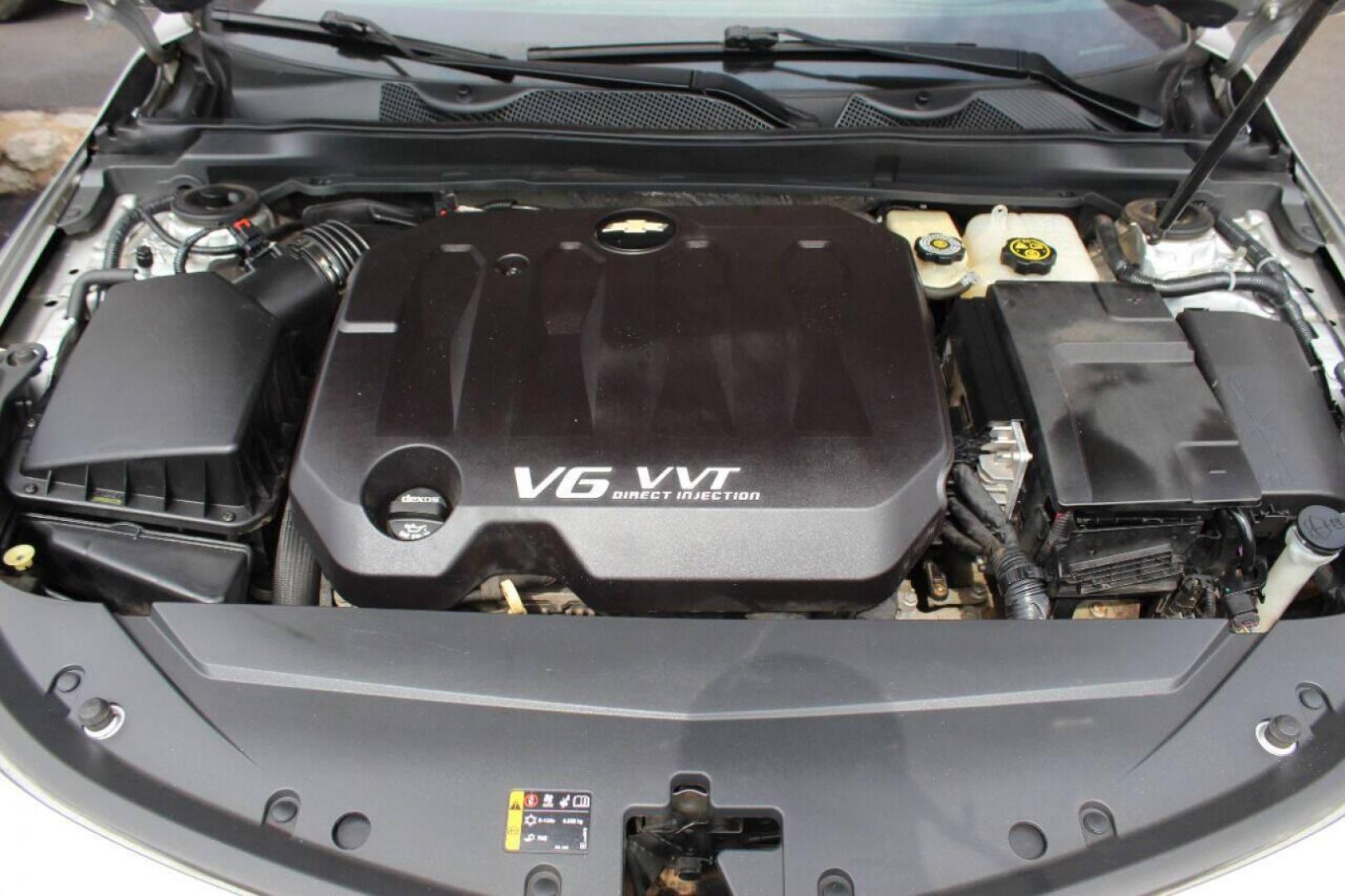 2014 Silver Chevrolet Impala 2LT (2G1125S33E9) with an 3.6L V6 DOHC 16V FFV engine, 6-Speed Automatic transmission, located at 4301 NW 39th , Oklahoma City, OK, 73112, (405) 949-5600, 35.512135, -97.598671 - Photo#7