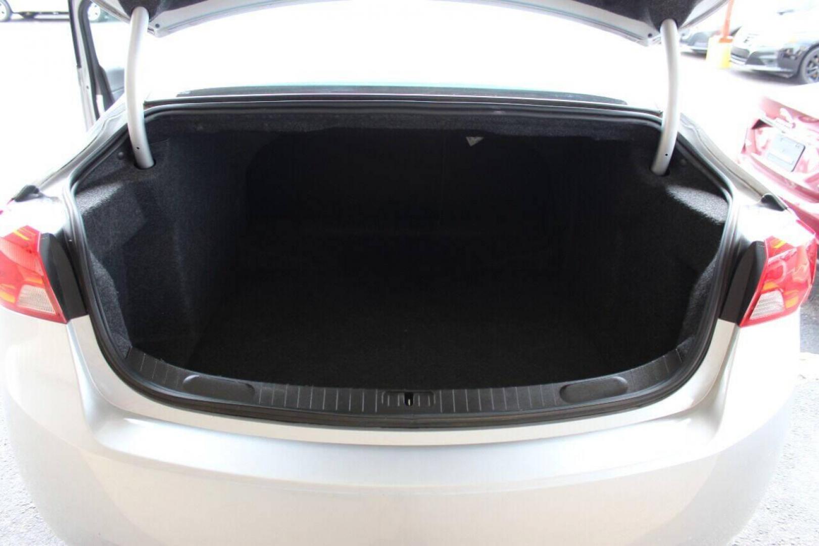 2014 Silver Chevrolet Impala 2LT (2G1125S33E9) with an 3.6L V6 DOHC 16V FFV engine, 6-Speed Automatic transmission, located at 4301 NW 39th , Oklahoma City, OK, 73112, (405) 949-5600, 35.512135, -97.598671 - Photo#12