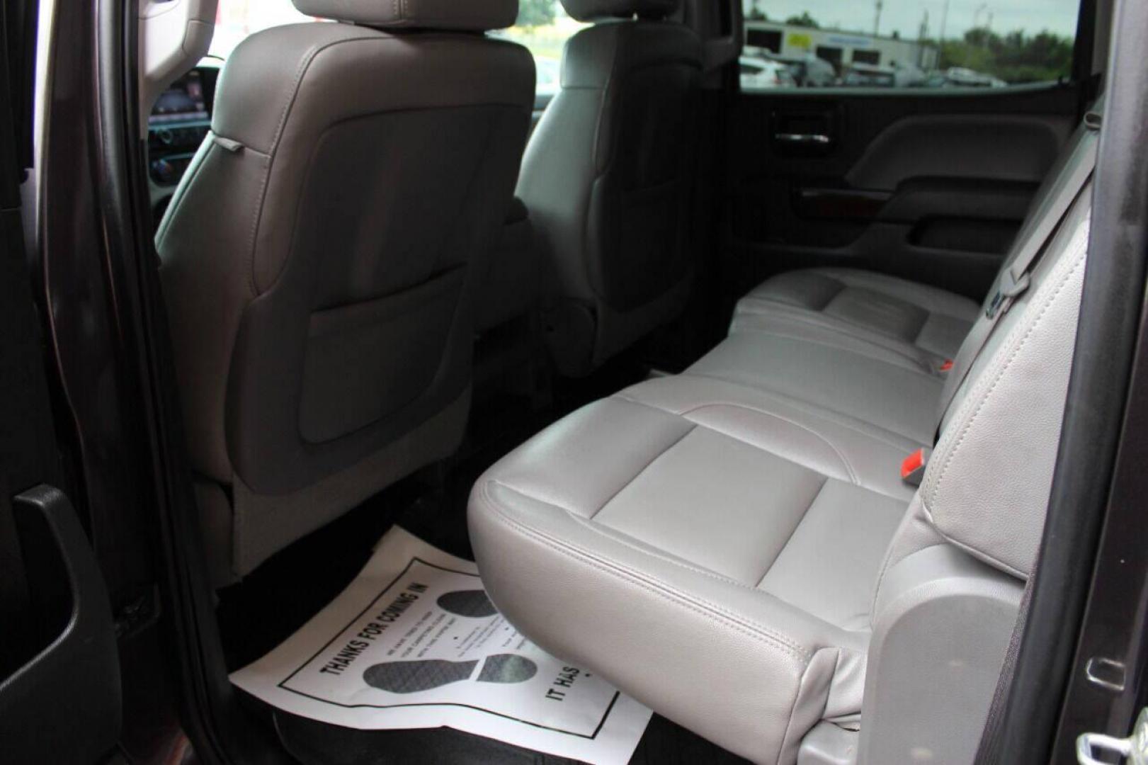 2014 Gray GMC Sierra 1500 SLE Crew Cab 4WD (3GTU2UEC8EG) with an 5.3L V8 OHV 16V engine, 6-Speed Automatic transmission, located at 4301 NW 39th , Oklahoma City, OK, 73112, (405) 949-5600, 35.512135, -97.598671 - NO DRIVERS LICENCE NO-FULL COVERAGE INSURANCE-NO CREDIT CHECK. COME ON OVER TO SUPERSPORTS AND TAKE A LOOK AND TEST DRIVE. PLEASE GIVE US A CALL AT (405) 949-5600. NO LICENSIA DE MANEJAR- NO SEGURO DE COBERTURA TOTAL- NO VERIFICACCION DE CREDITO. POR FAVOR VENGAN A SUPERSPORTS, ECHE UN - Photo#13