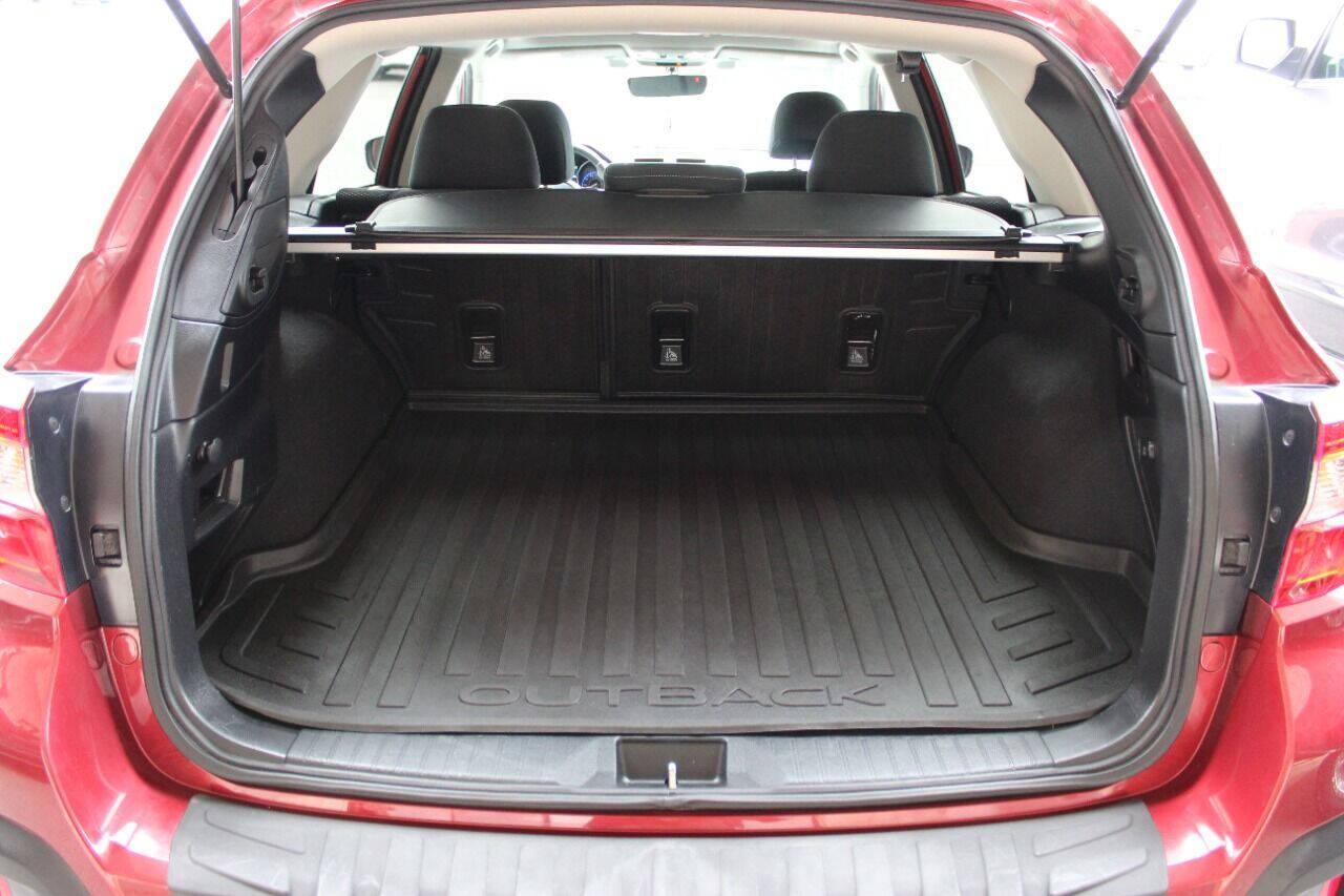 2019 Red Subaru Outback 2.5i Premium (4S4BSAHC1K3) with an 2.5L H4 DOHC 16V engine, CVT transmission, located at 4301 NW 39th , Oklahoma City, OK, 73112, (405) 949-5600, 35.512135, -97.598671 - NO DRIVERS LICENCE -NO FULL COVERAGE INSURANCE - NO CREDIT CHECK. COME ON OVER TO SUPERSPORTS, TAKE A LOOK AND TEST DRIVE. PLEASE GIVE US A CALL AT (405) 949-5600. NO LICENCIA DE CONDUCIR - NO SEGURO DE COBERTURA TOTAL - NO VERIFICACION DE CREDITO. VISITENOS EN SUPERSPORTS, MIRE NUESTRO - Photo#12