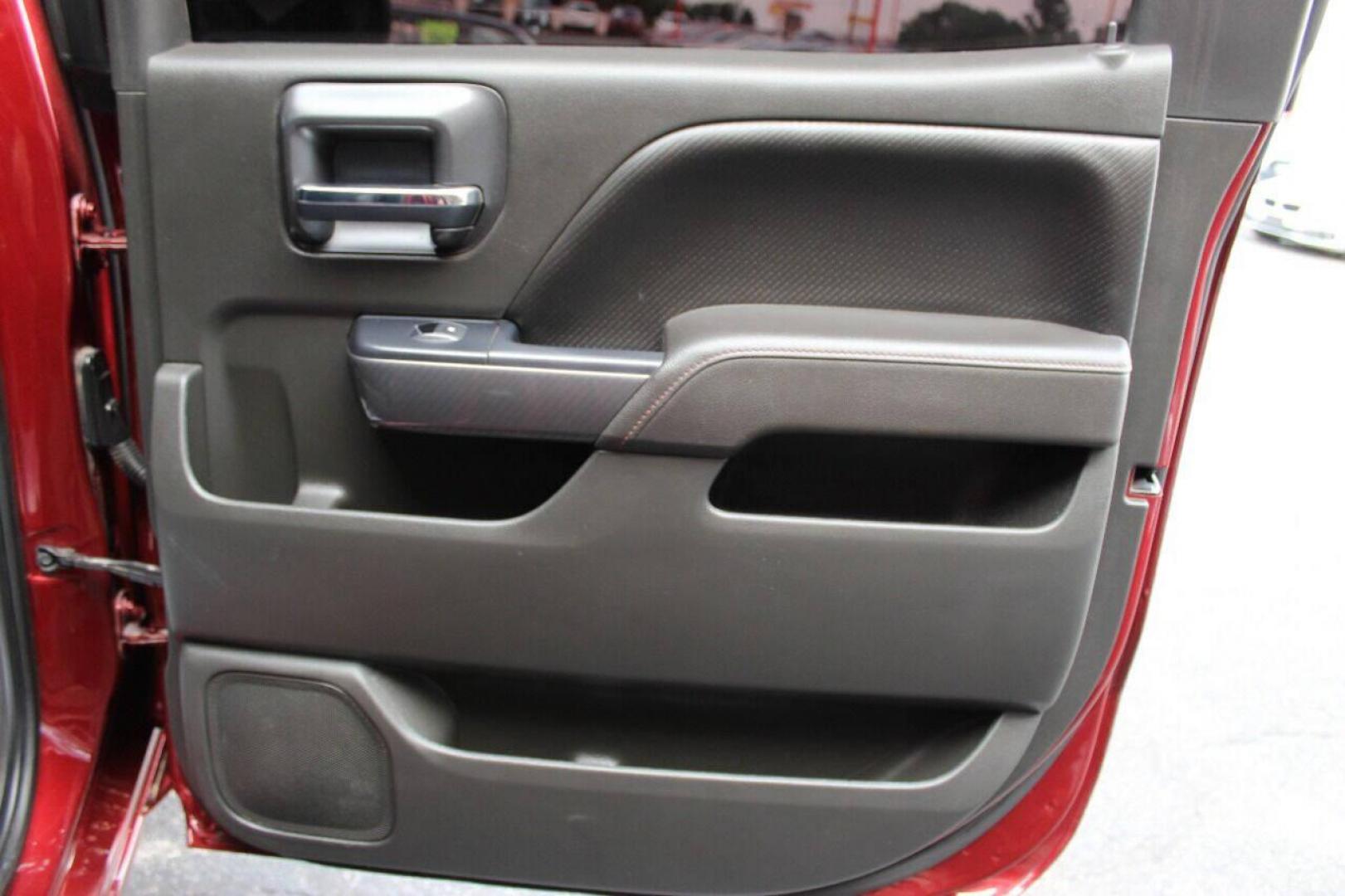 2017 Maroon GMC Sierra 1500 SLT Crew Cab Long Box 4WD (3GTU2NEC4HG) with an 5.3L V8 5.3L V8 engine, Automatic 6-Speed transmission, located at 4301 NW 39th , Oklahoma City, OK, 73112, (405) 949-5600, 35.512135, -97.598671 - NO DRIVERS LICENCE NO-FULL COVERAGE INSURANCE-NO CREDIT CHECK. COME ON OVER TO SUPERSPORTS AND TAKE A LOOK AND TEST DRIVE. PLEASE GIVE US A CALL AT (405) 949-5600. NO LICENSIA DE MANEJAR- NO SEGURO DE COBERTURA TOTAL- NO VERIFICACCION DE CREDITO. POR FAVOR VENGAN A SUPERSPORTS, ECHE UN - Photo#11