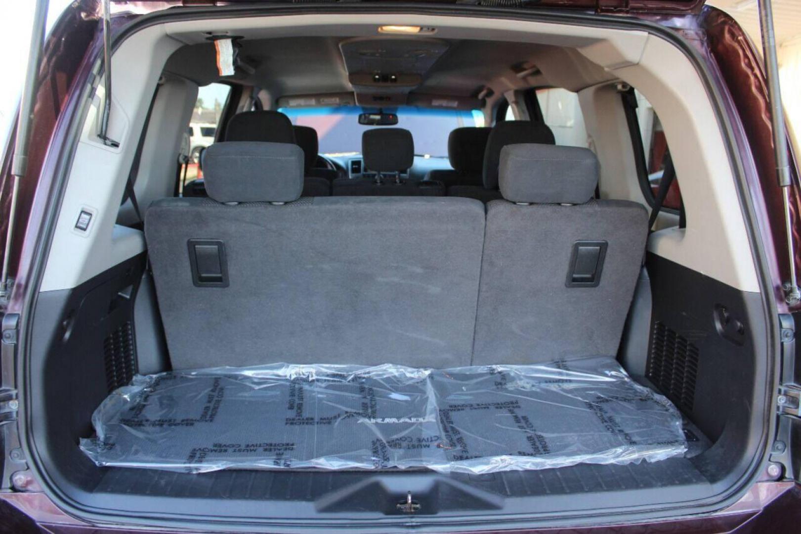 2015 Burgundy Nissan Armada SL 2WD (5N1BA0NDXFN) with an 5.6L V8 DOHC 32V FFV engine, 5-Speed Automatic transmission, located at 4301 NW 39th , Oklahoma City, OK, 73112, (405) 949-5600, 35.512135, -97.598671 - NO DRIVERS LICENCE NO-FULL COVERAGE INSURANCE-NO CREDIT CHECK. COME ON OVER TO SUPERSPORTS AND TAKE A LOOK AND TEST DRIVE. PLEASE GIVE US A CALL AT (405) 949-5600. NO LICENSIA DE MANEJAR- NO SEGURO DE COBERTURA TOTAL- NO VERIFICACCION DE CREDITO. POR FAVOR VENGAN A SUPERSPORTS, ECHE UN - Photo#12