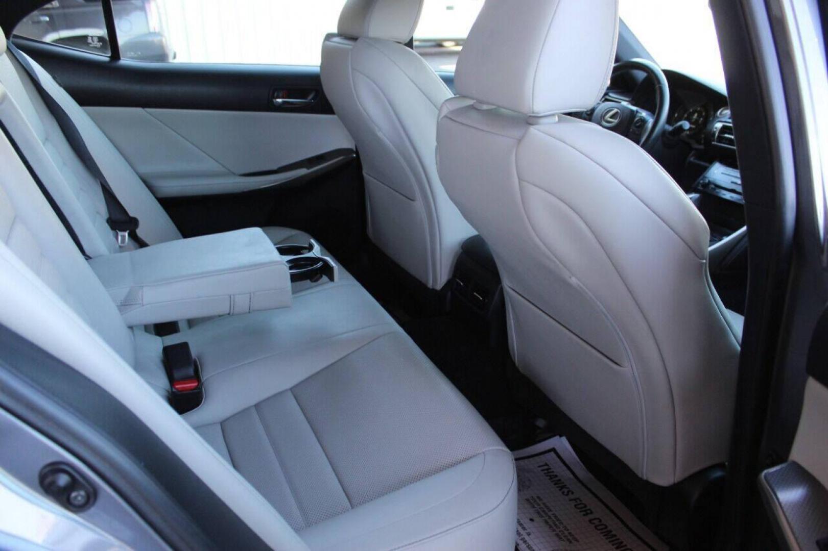 2014 Gray Lexus IS 250 RWD (JTHBF1D25E5) with an 2.5L V6 24V DOHC engine, 6-Speed Automatic transmission, located at 4301 NW 39th , Oklahoma City, OK, 73112, (405) 949-5600, 35.512135, -97.598671 - Photo#10