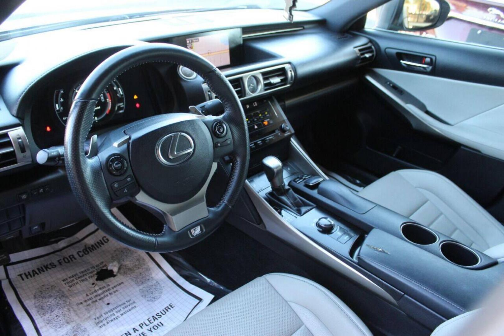2014 Gray Lexus IS 250 RWD (JTHBF1D25E5) with an 2.5L V6 24V DOHC engine, 6-Speed Automatic transmission, located at 4301 NW 39th , Oklahoma City, OK, 73112, (405) 949-5600, 35.512135, -97.598671 - Photo#15