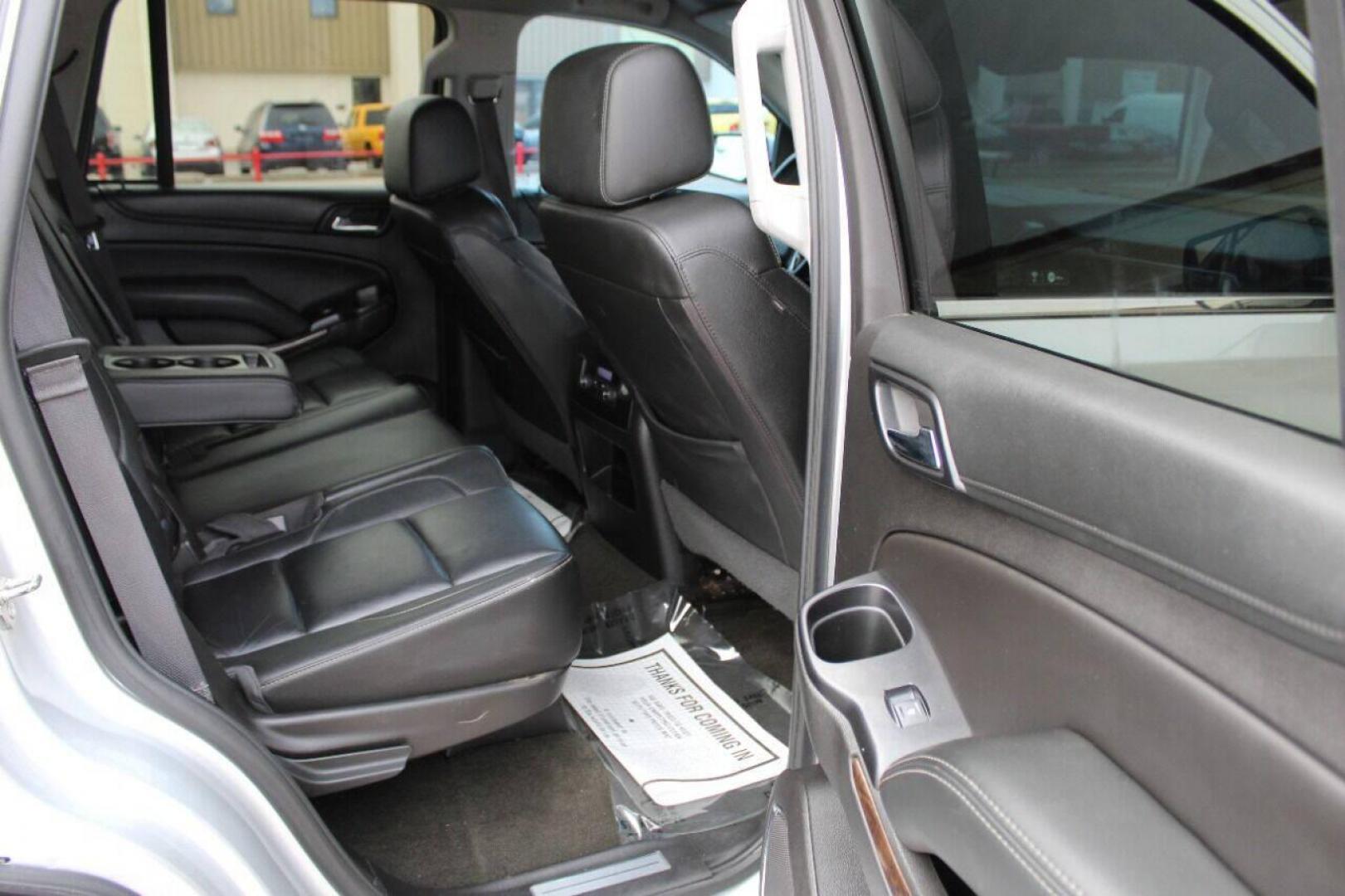 2017 Gray Chevrolet Tahoe LT 2WD (1GNSCBKC0HR) with an 5.3L V8 OHV 16V engine, 6A transmission, located at 4301 NW 39th , Oklahoma City, OK, 73112, (405) 949-5600, 35.512135, -97.598671 - Photo#10