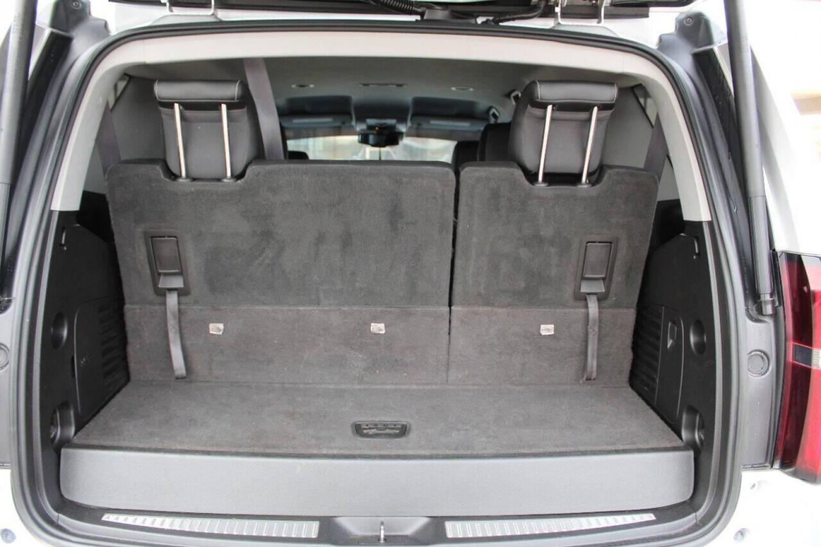 2017 Gray Chevrolet Tahoe LT 2WD (1GNSCBKC0HR) with an 5.3L V8 OHV 16V engine, 6A transmission, located at 4301 NW 39th , Oklahoma City, OK, 73112, (405) 949-5600, 35.512135, -97.598671 - Photo#12