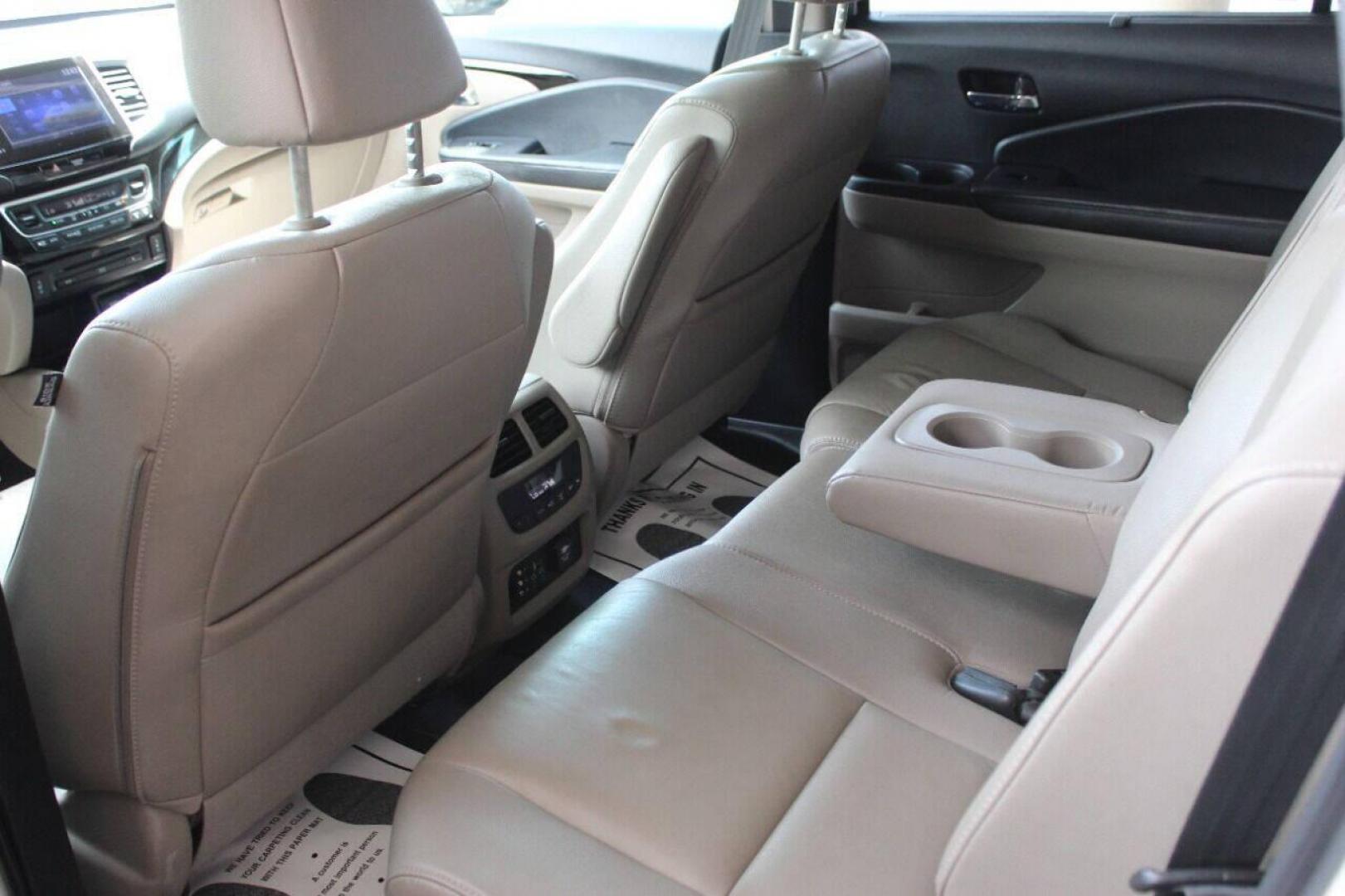 2017 White Honda Pilot Touring 2WD (5FNYF5H96HB) with an 3.5L V6 SOHC 24V engine, 9A transmission, located at 4301 NW 39th , Oklahoma City, OK, 73112, (405) 949-5600, 35.512135, -97.598671 - NO DRIVERS LICENCE NO-FULL COVERAGE INSURANCE-NO CREDIT CHECK. COME ON OVER TO SUPERSPORTS AND TAKE A LOOK AND TEST DRIVE PLEASE GIVE US A CALL AT (405) 949-5600. NO LICENSIA DE MANEJAR- NO SEGURO DE COBERTURA TOTAL- NO VERIFICACCION DE CREDITO. POR FAVOR VENGAN A SUPERSPORTS, ECHE UN VI - Photo#15